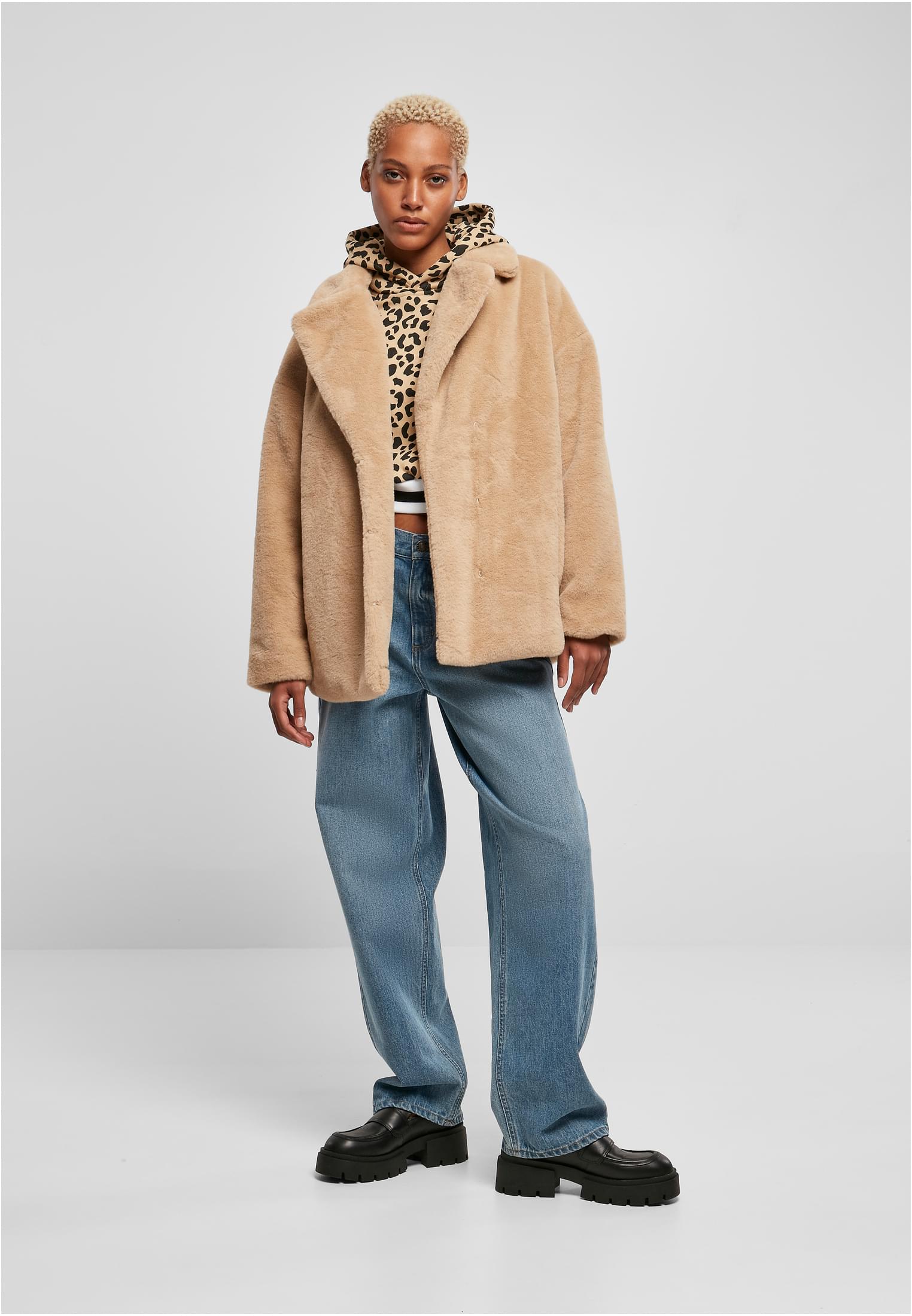 Ladies Lapel Teddy Jacket | unionbeige