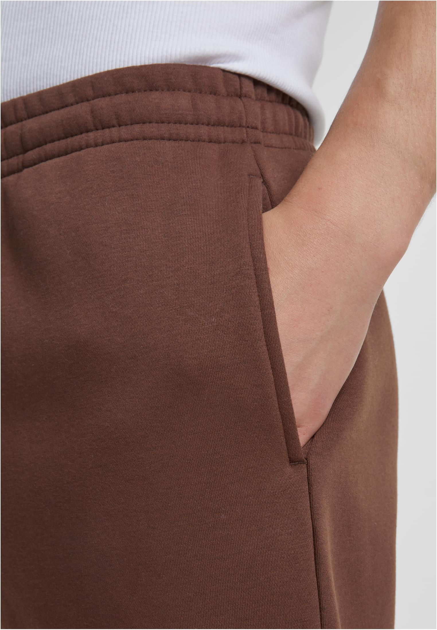 Fluffy Trackpants | chocolatebrown