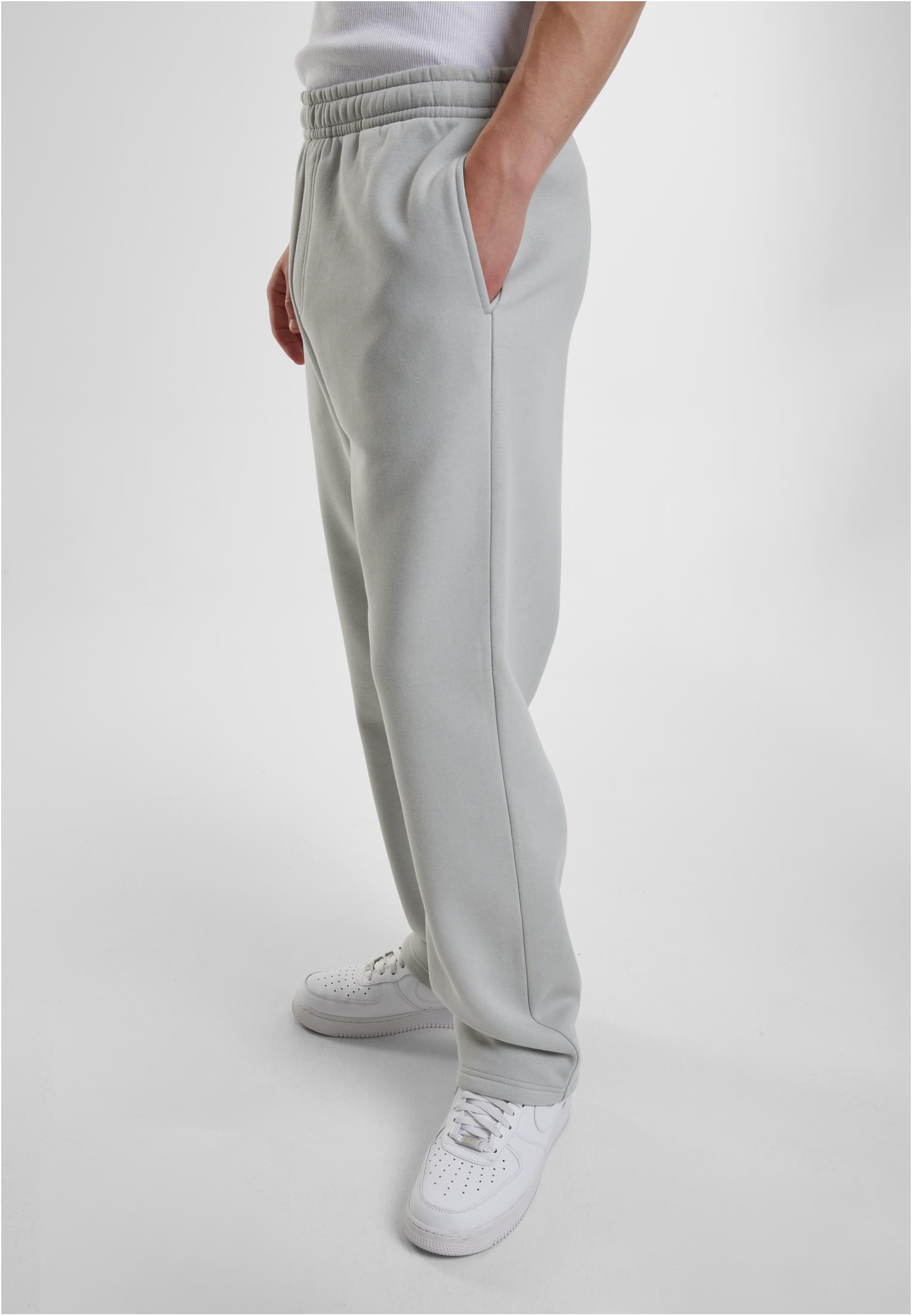 Fluffy Trackpants | lightasphalt