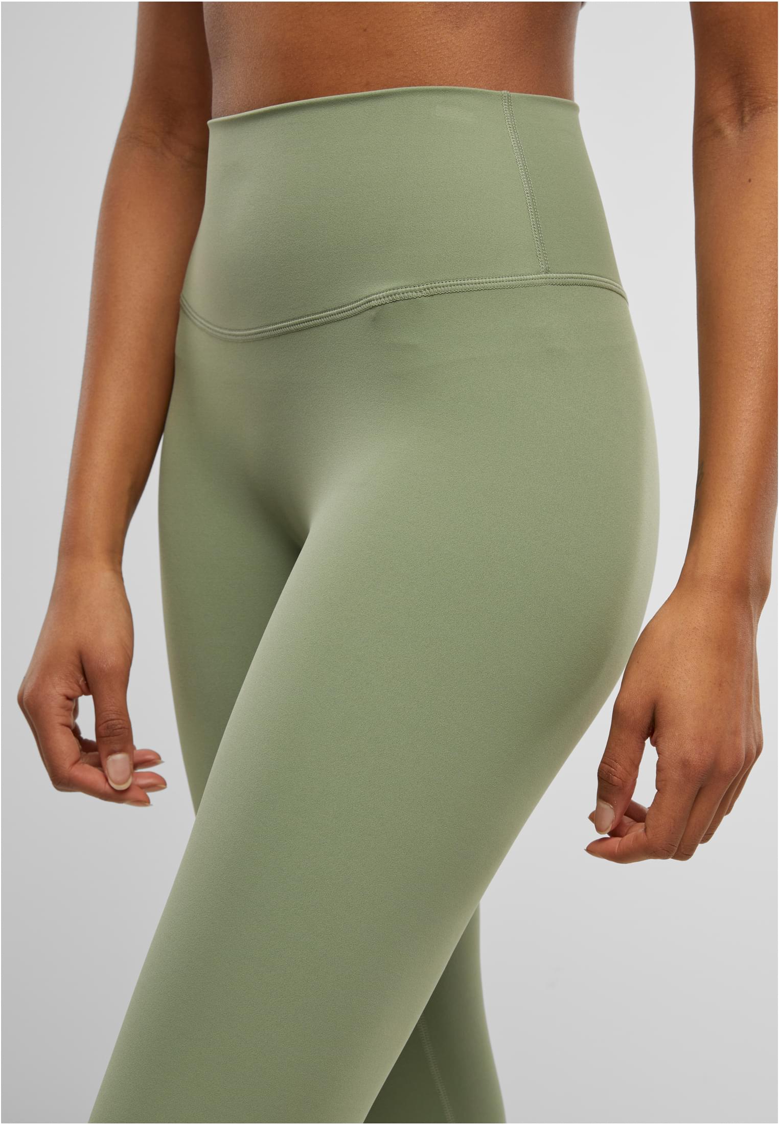 Ladies Capri Leggings | matcha green
