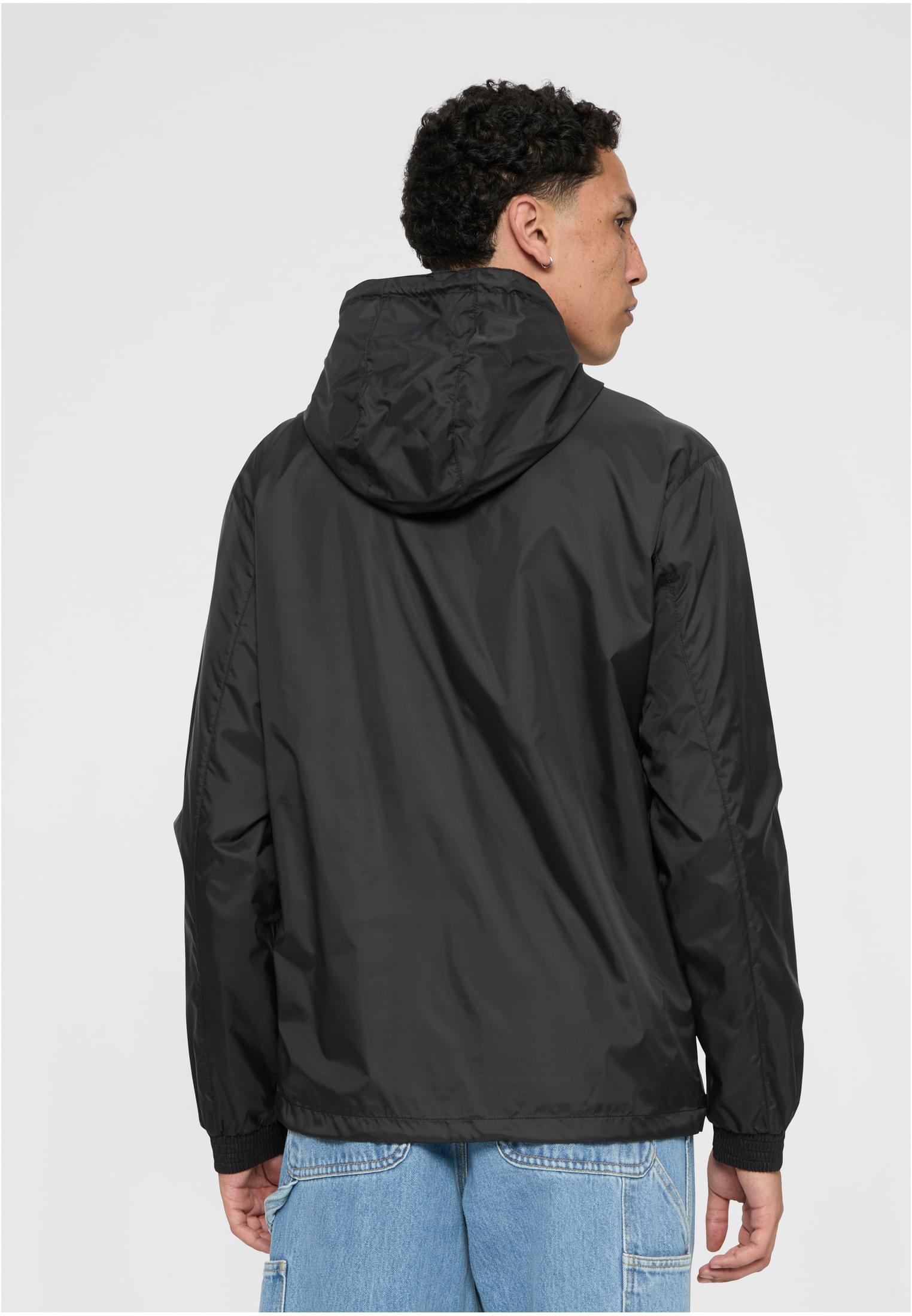 Pull Over Windbreaker | black