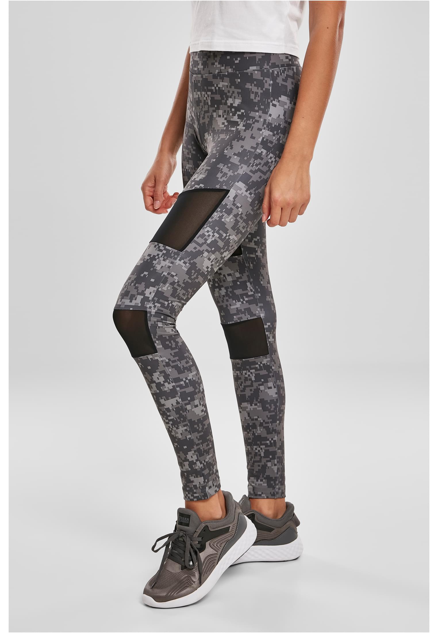 Ladies Camo Tech Mesh Leggings | dark digital camo