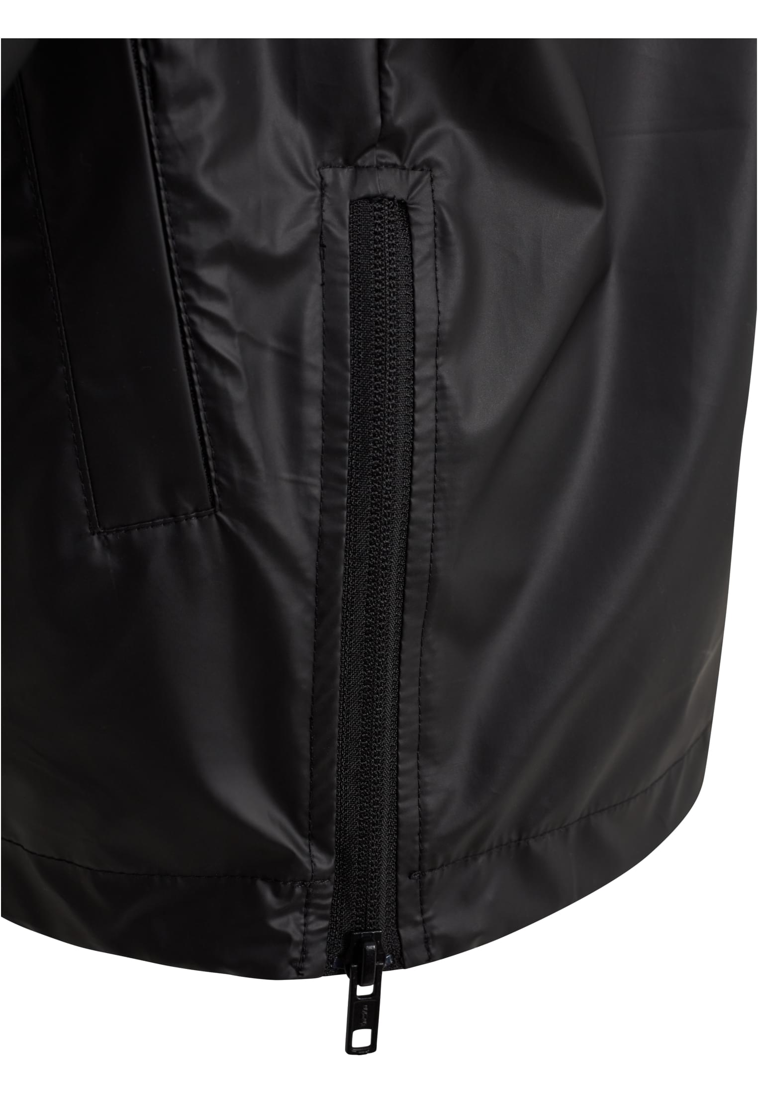 Light Pull Over Jacket | black