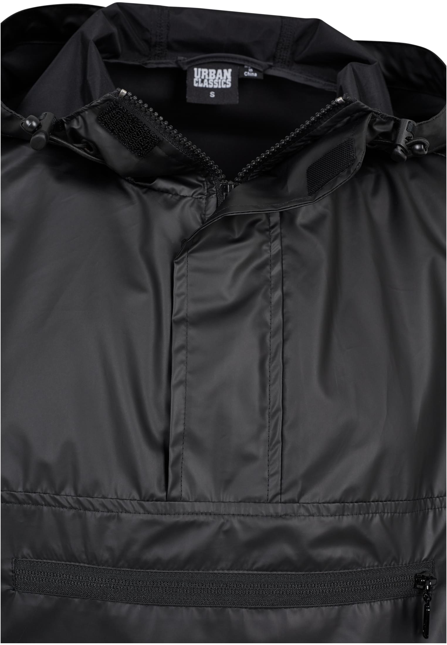 Light Pull Over Jacket | black