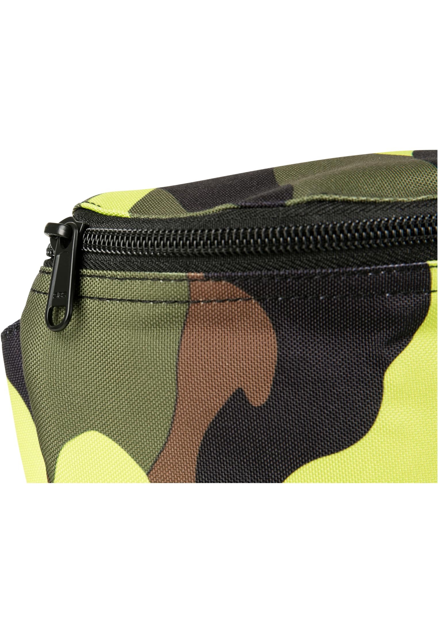 Camo Hip Bag | frozenyellow camo