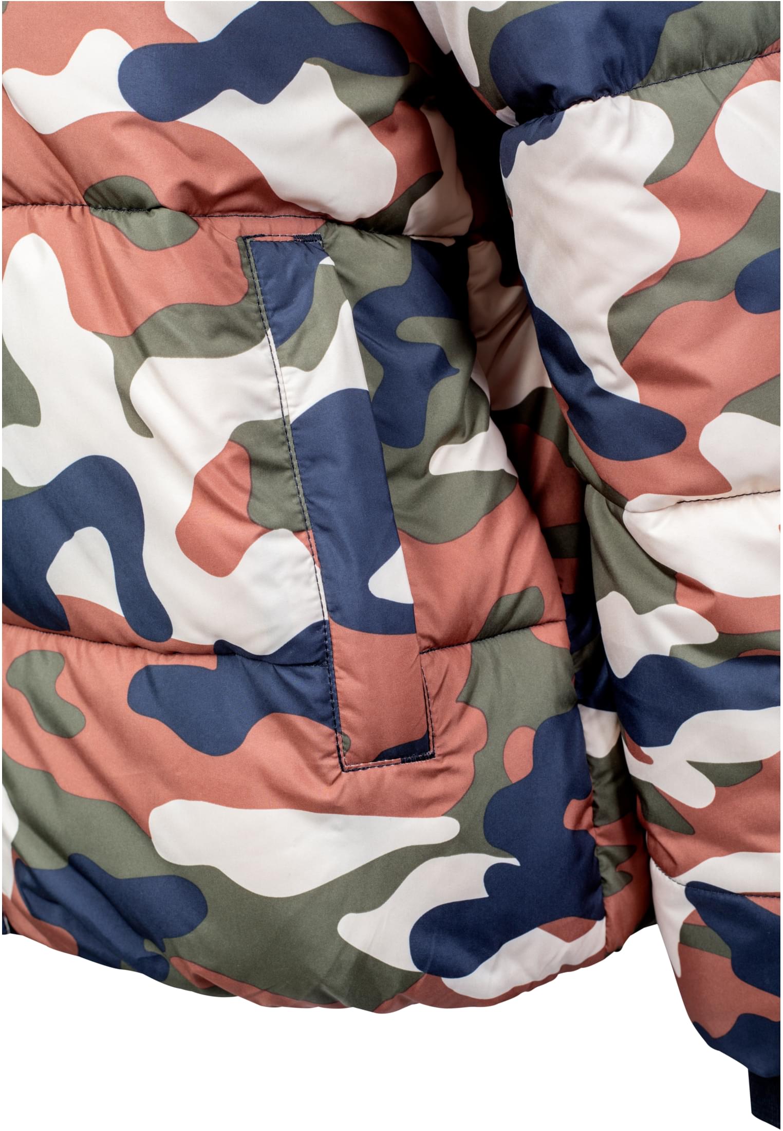 Ladies Boyfriend Camo Puffer Jacket | rustycamo