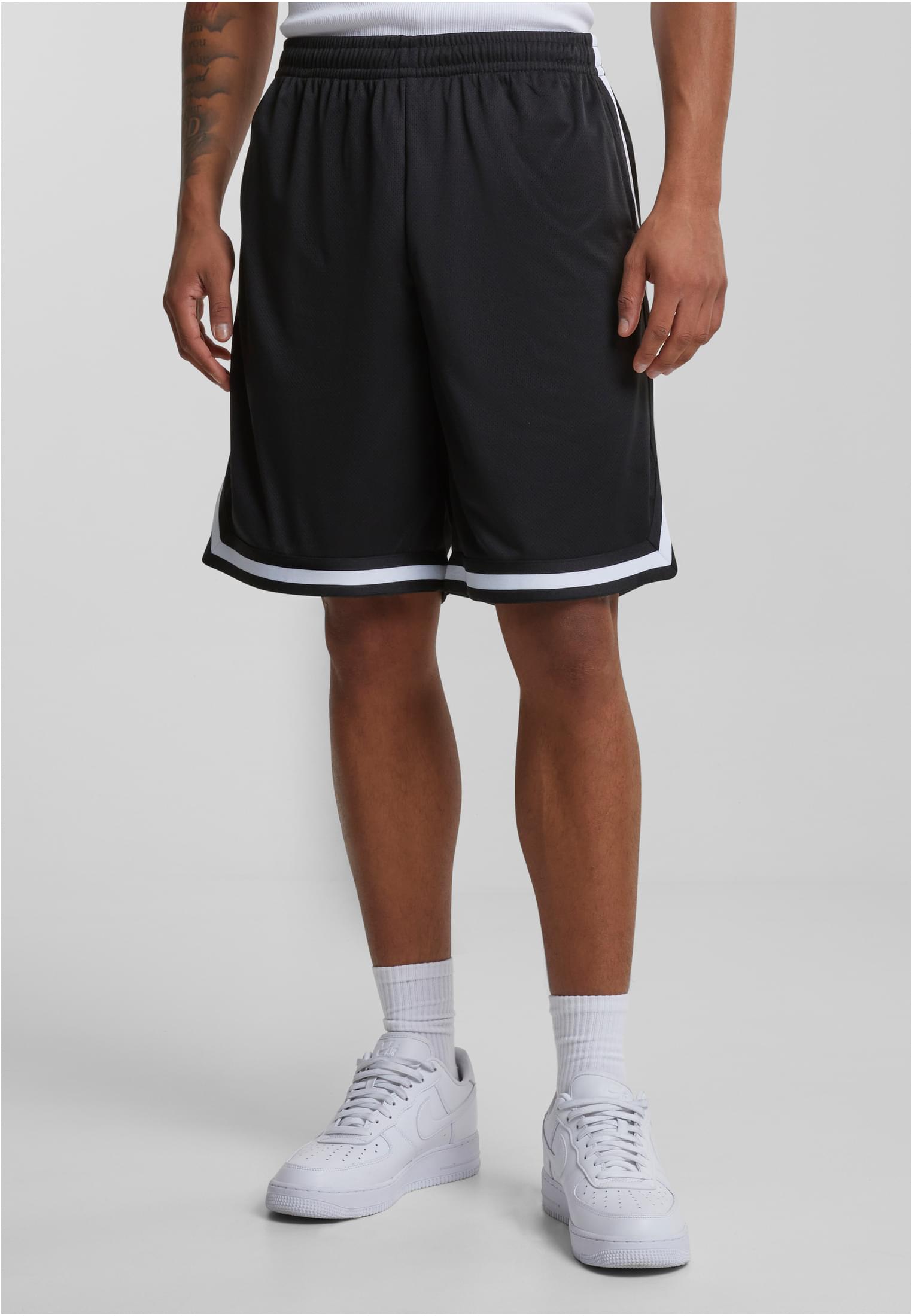 Stripes Mesh Shorts | blkblkwht