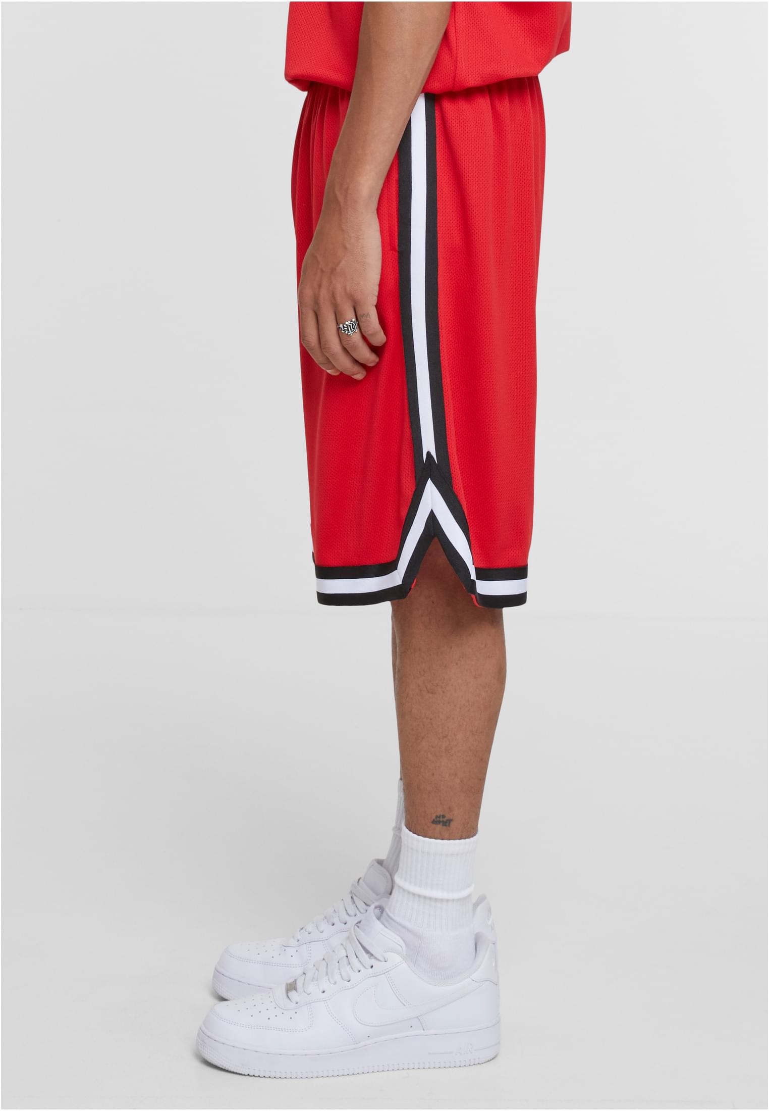 Stripes Mesh Shorts | cityred/black/white