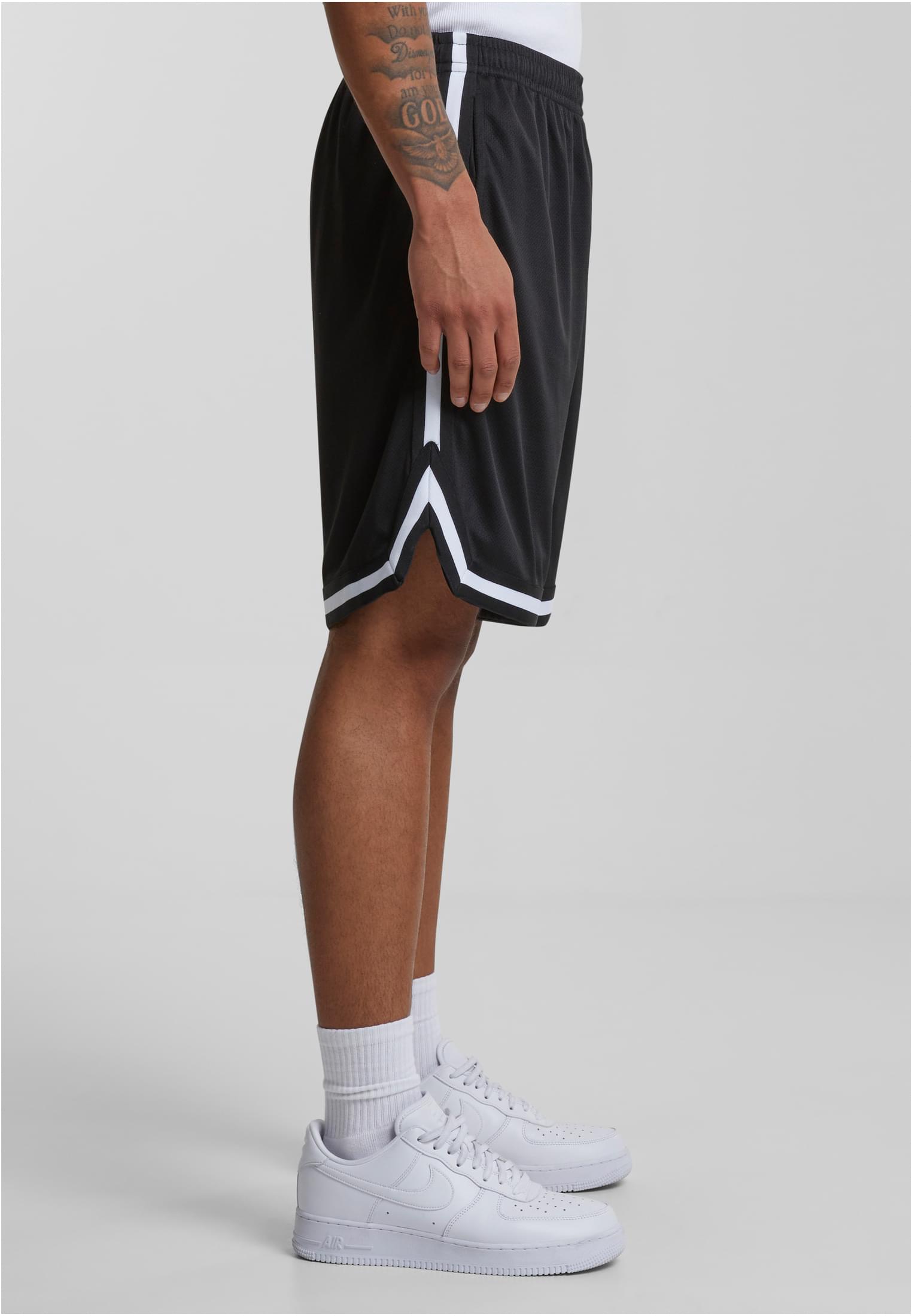 Stripes Mesh Shorts | blkblkwht