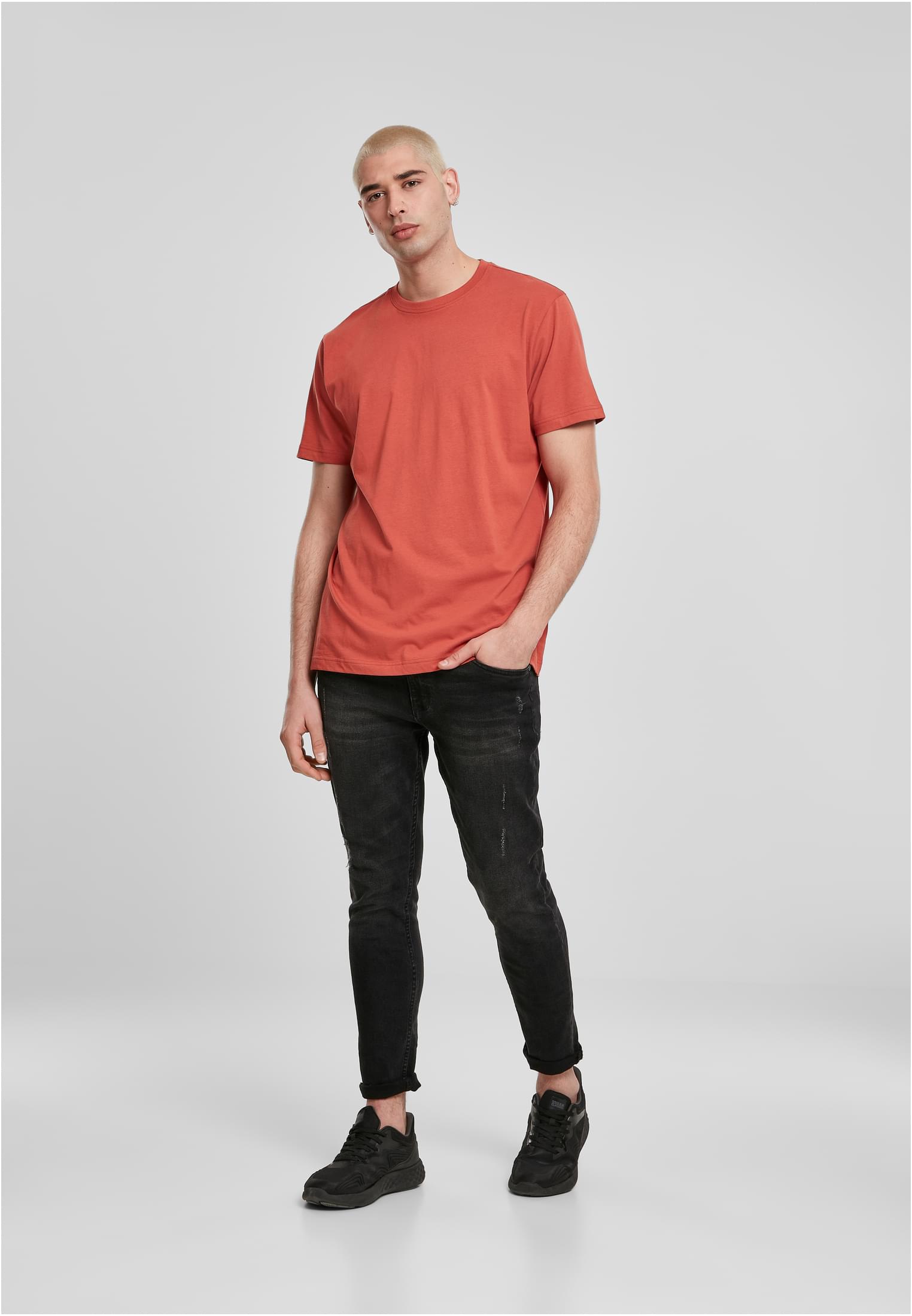 Basic Tee | burned red