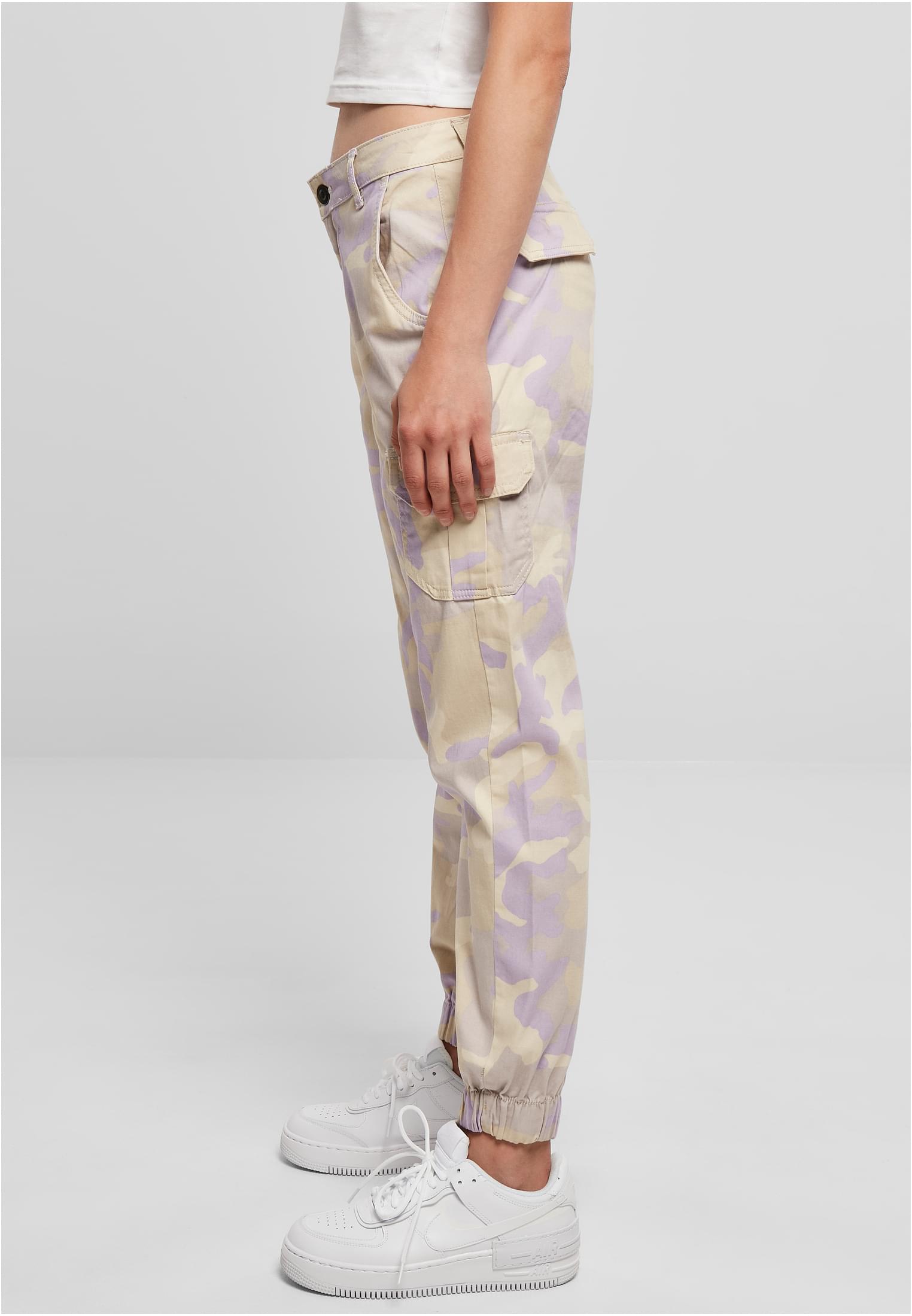 Ladies High Waist Camo Cargo Pants | lilaccamo