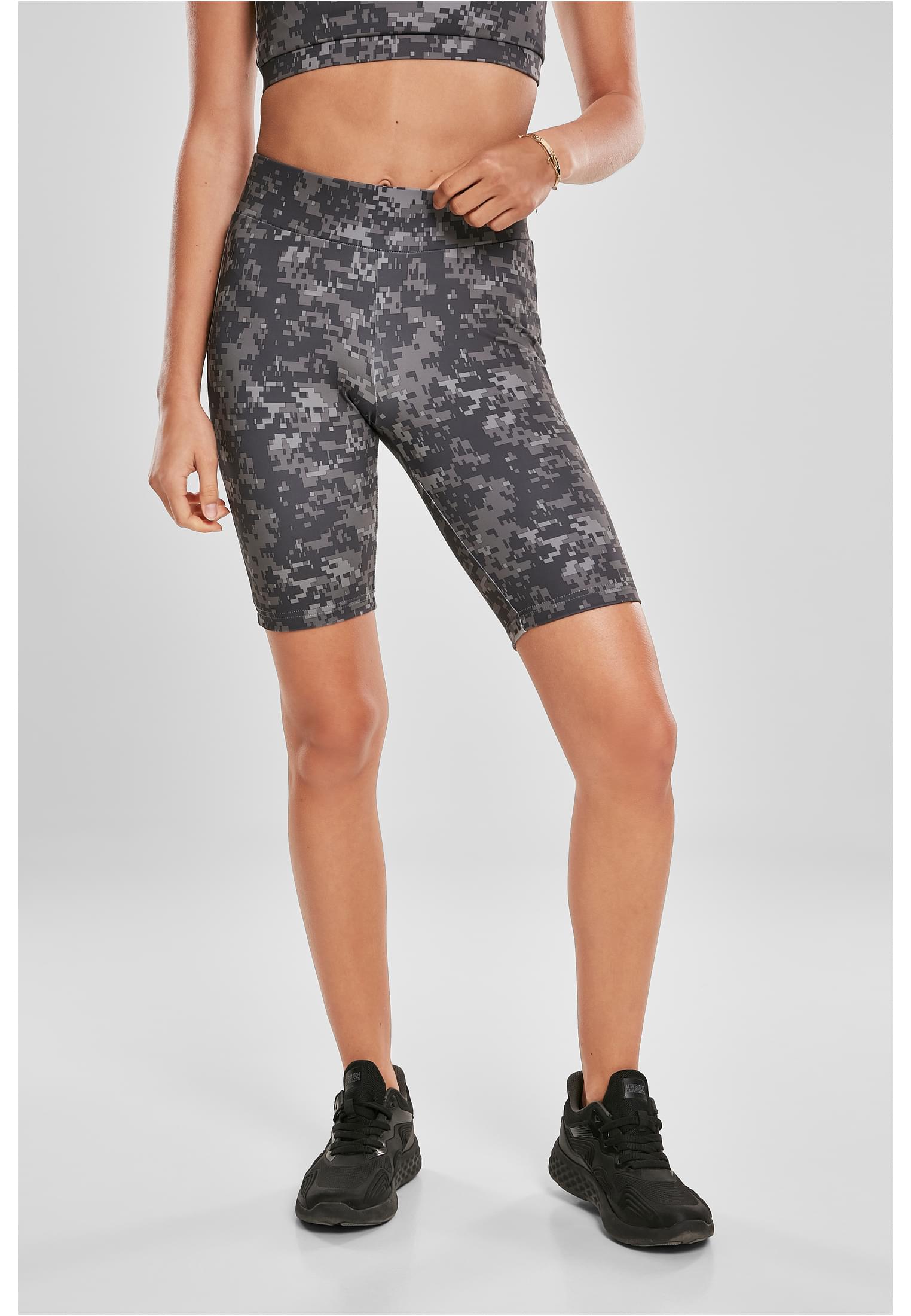 Ladies High Waist Camo Tech Cycle Shorts | dark digital camo