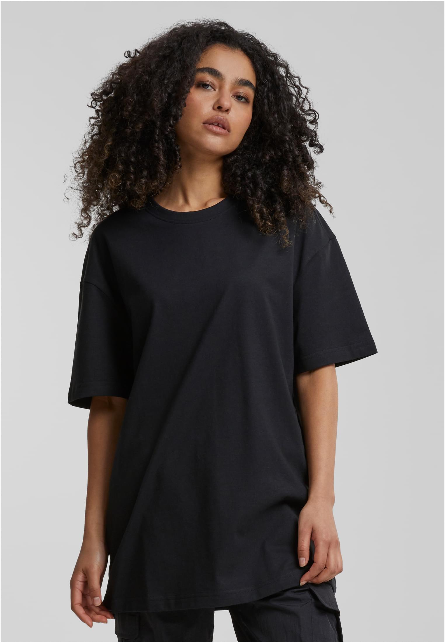 Ladies Oversized Boyfriend Tee | black