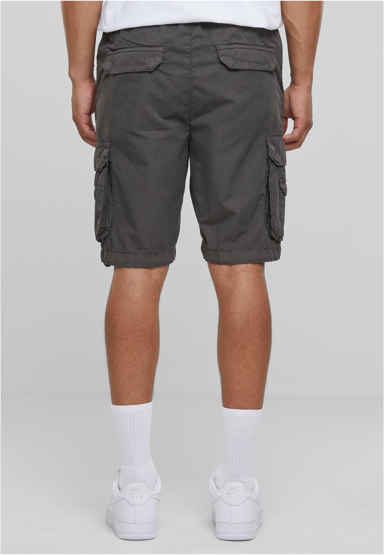 Double Pocket Cargo Shorts | magnet