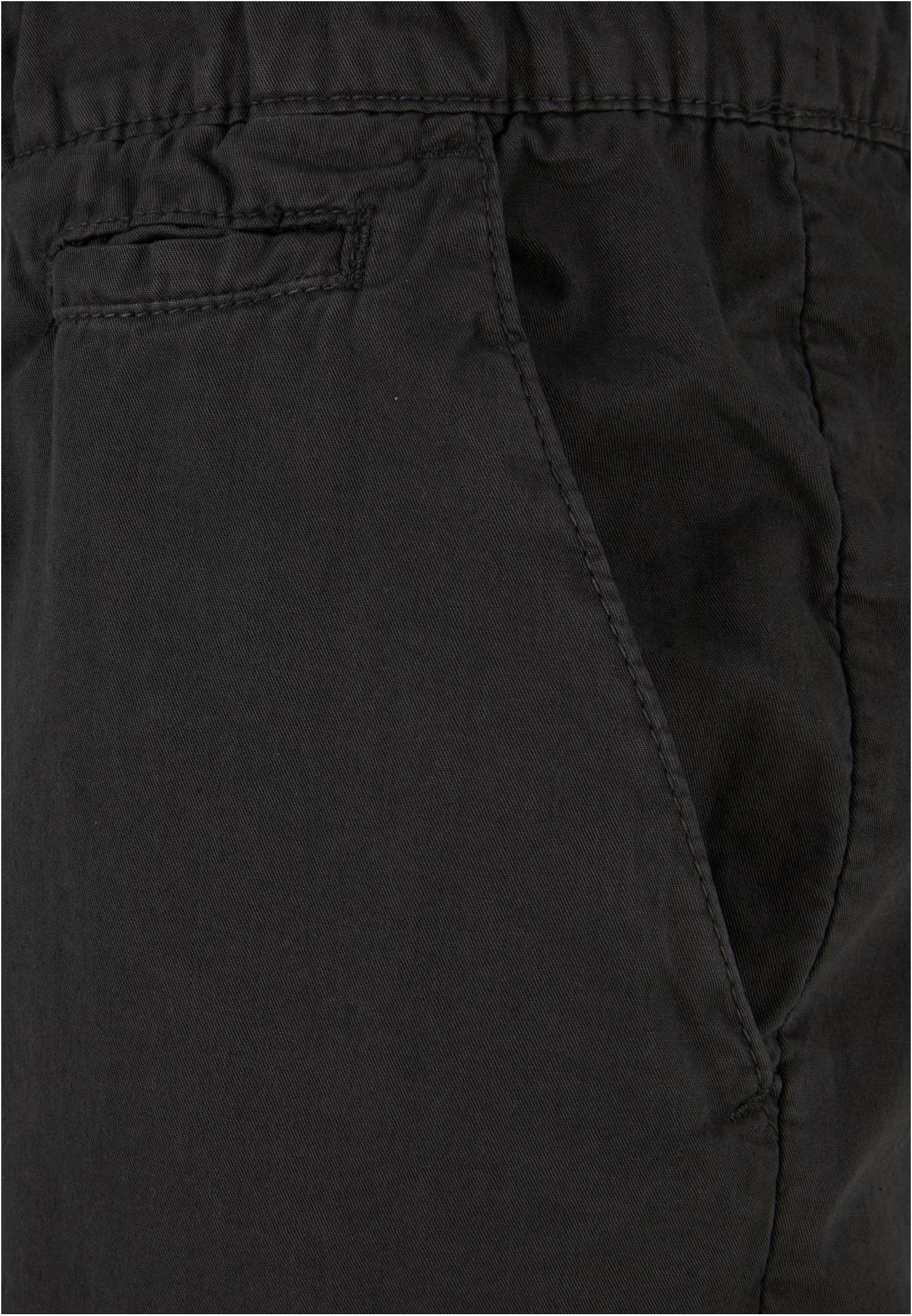 Double Pocket Cargo Shorts | magnet