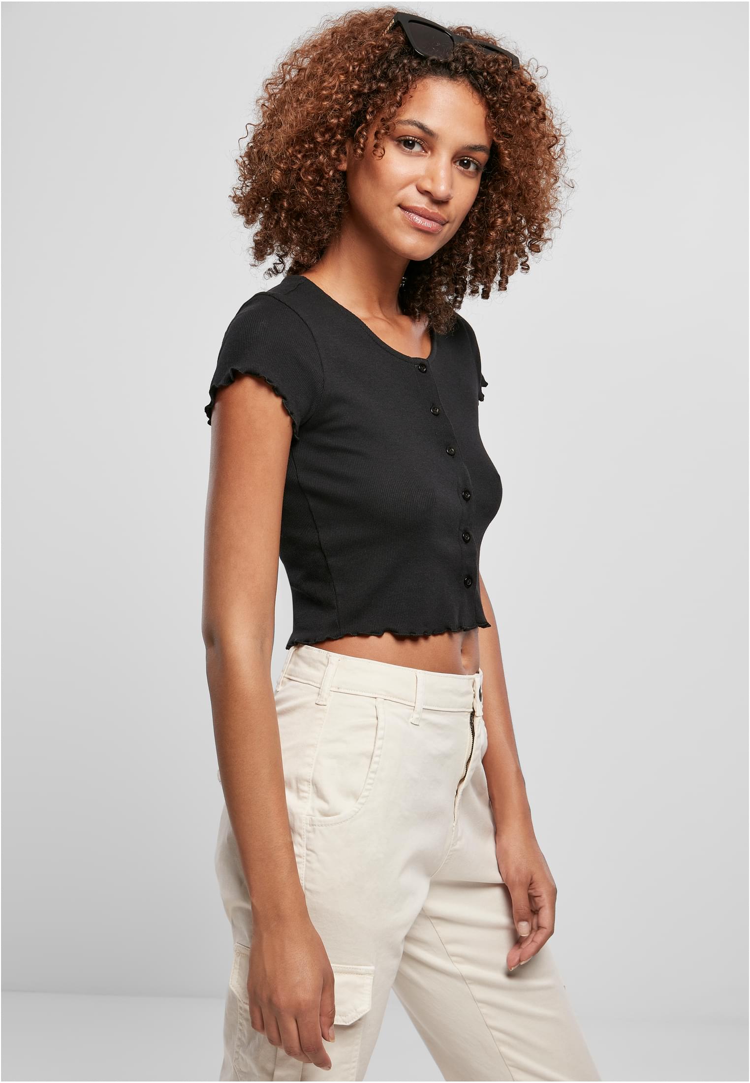 Ladies Cropped Button Up Rib Tee | black