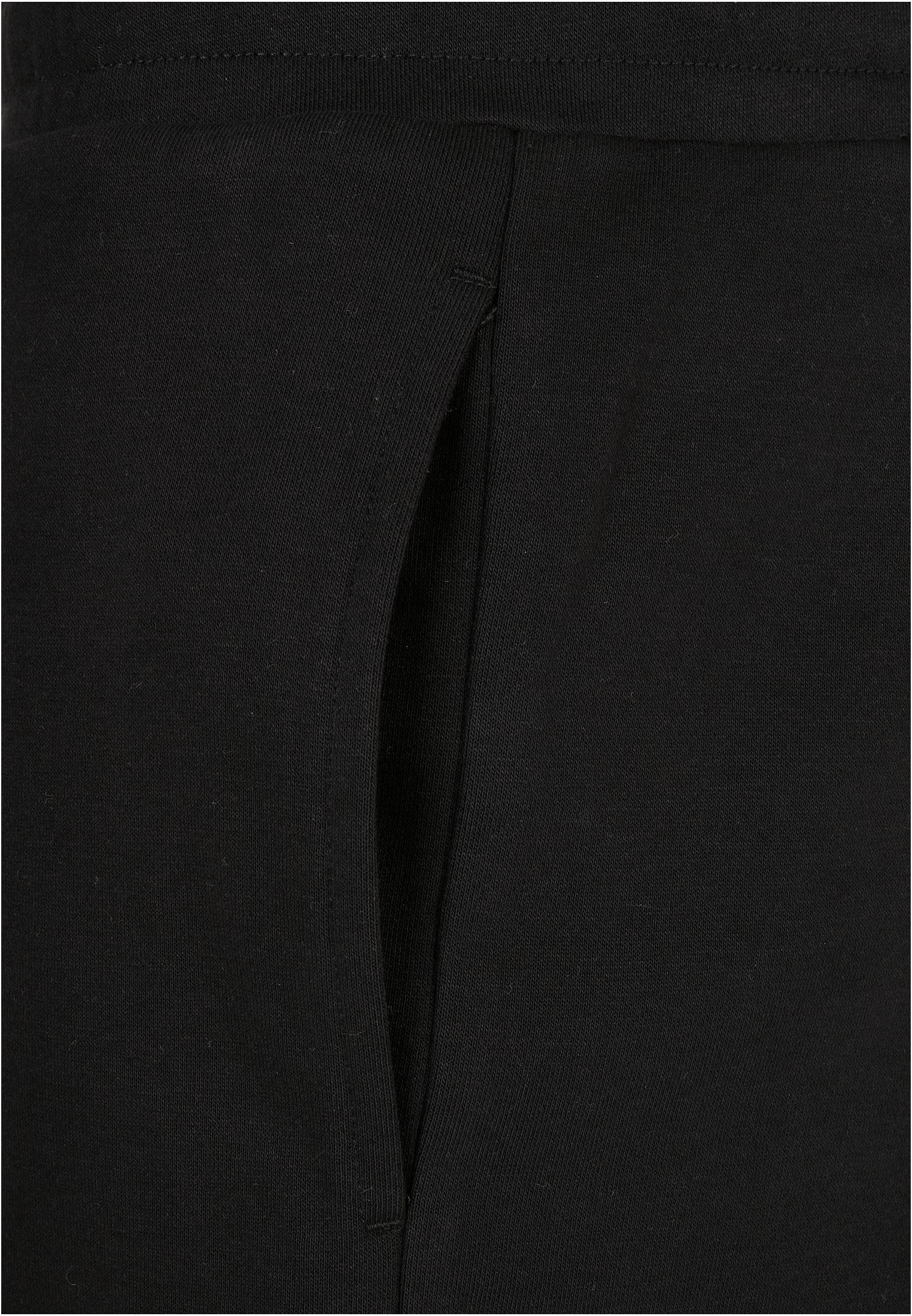 Low Crotch Sweatshorts | black