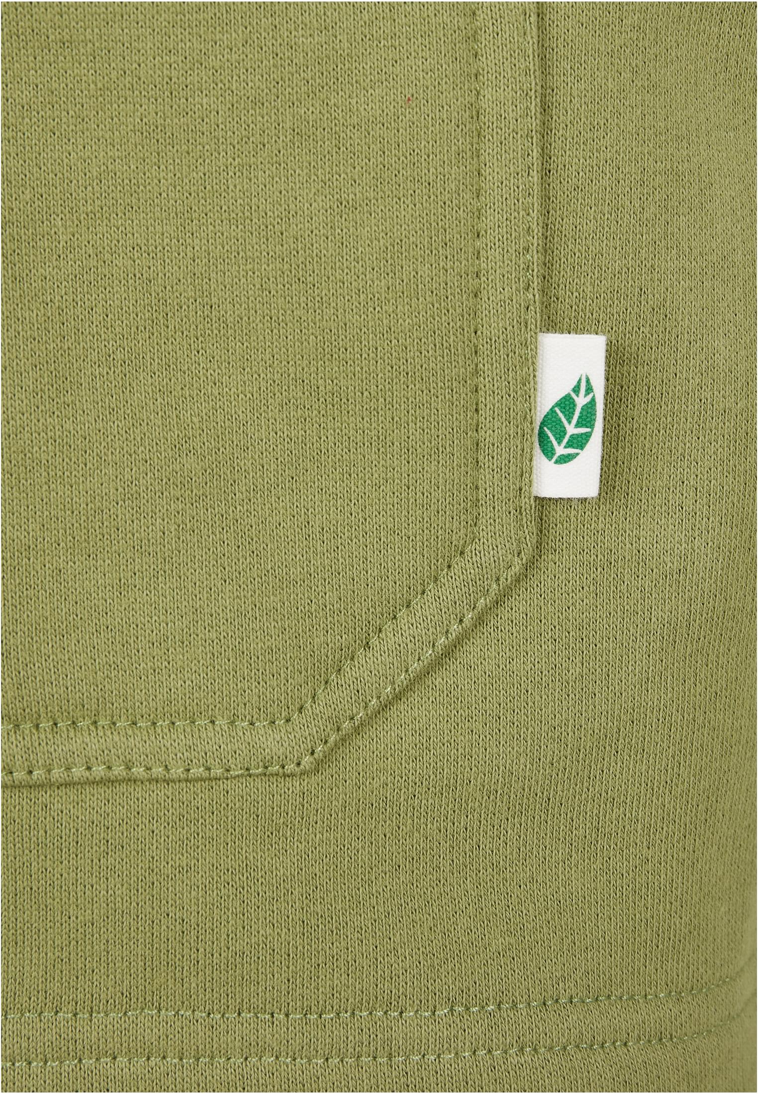 Organic Cargo Sweatshorts | newolive