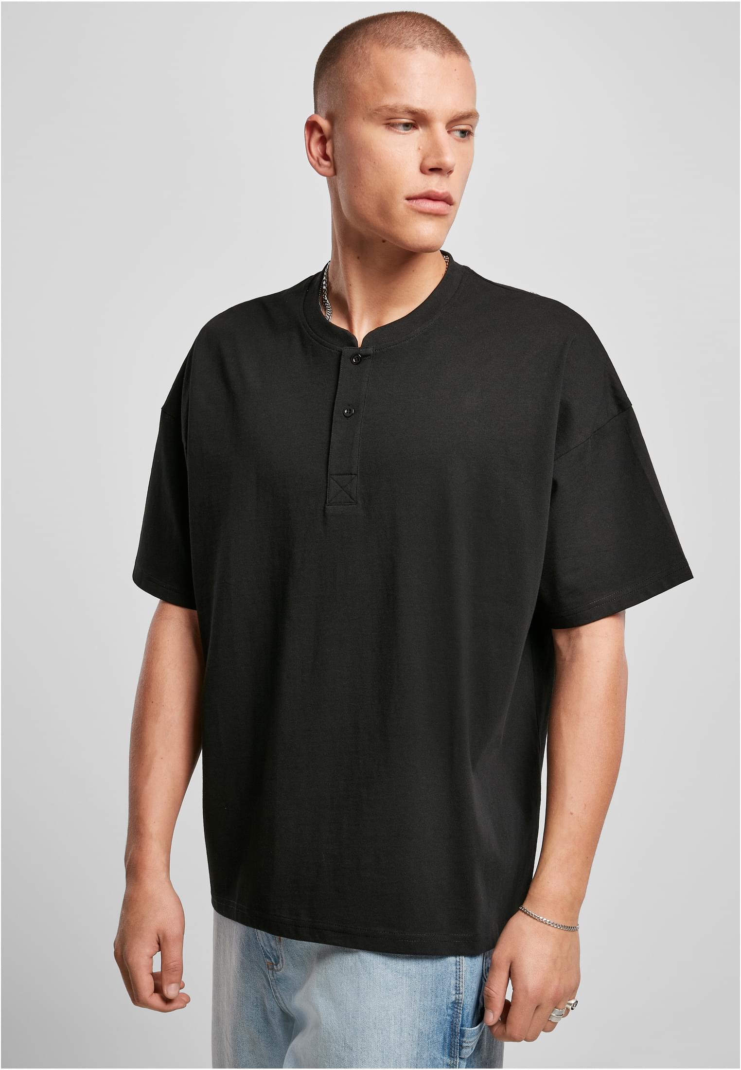 Oversized Henley Tee | black