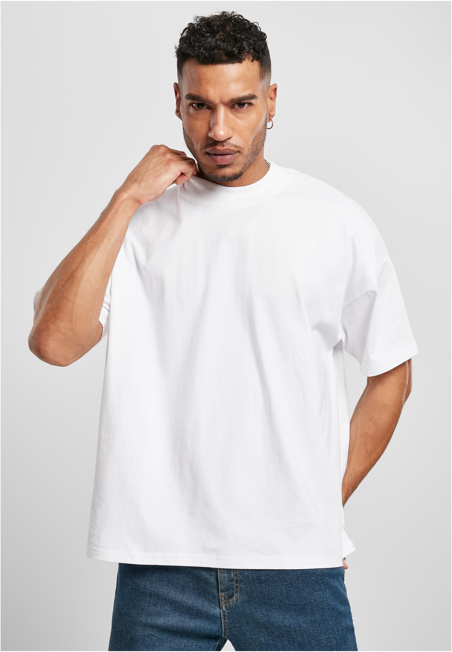 Oversized Mock Neck Tee | white