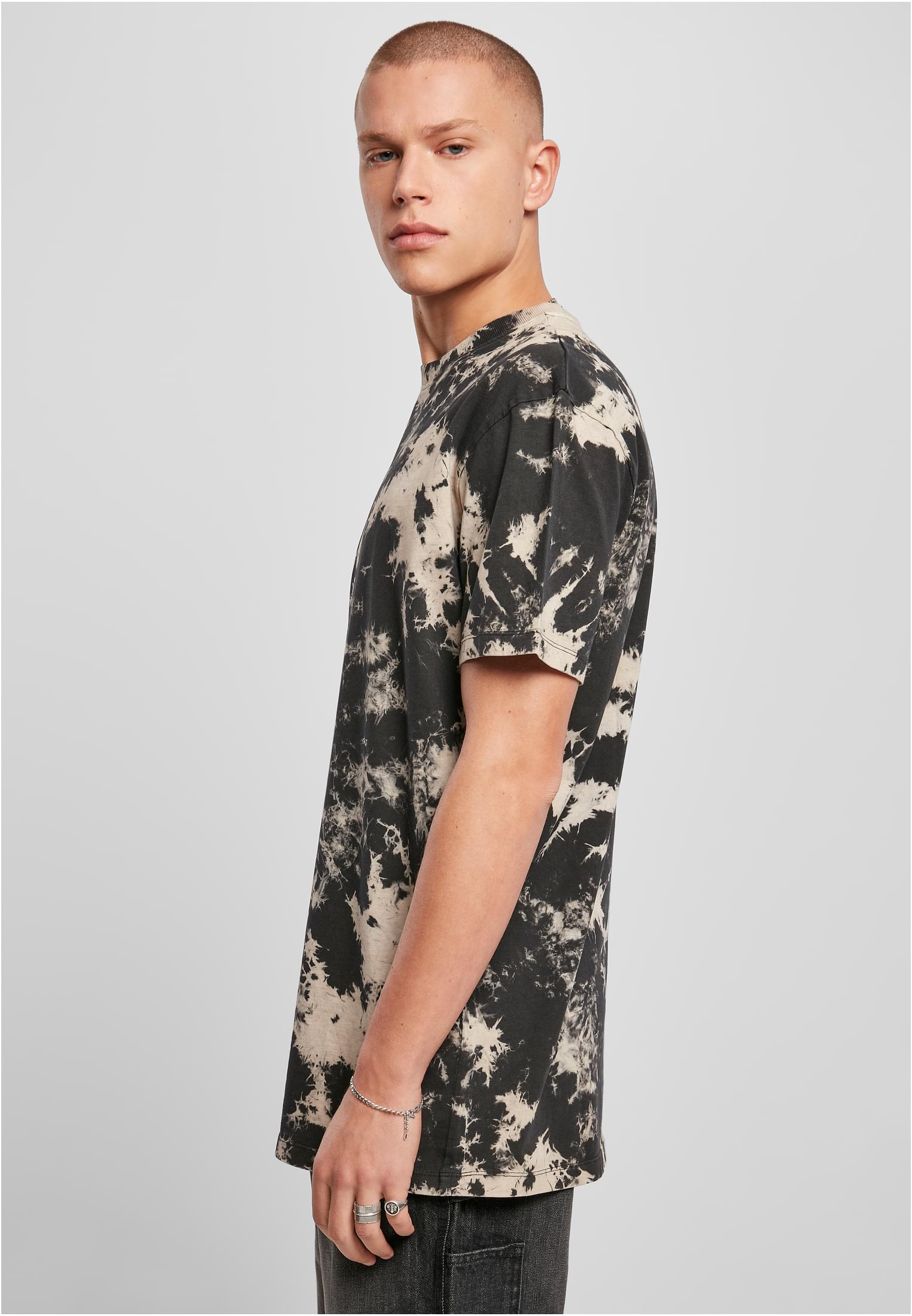 Oversized Bleached Tee | black