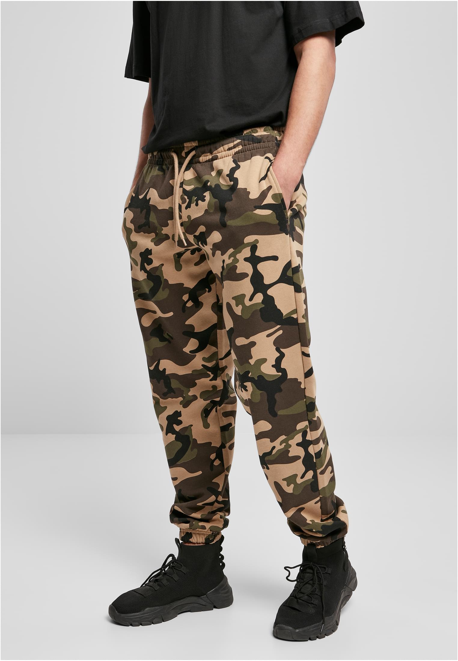 Basic Camo Sweatpants 2.0 | woodcamo