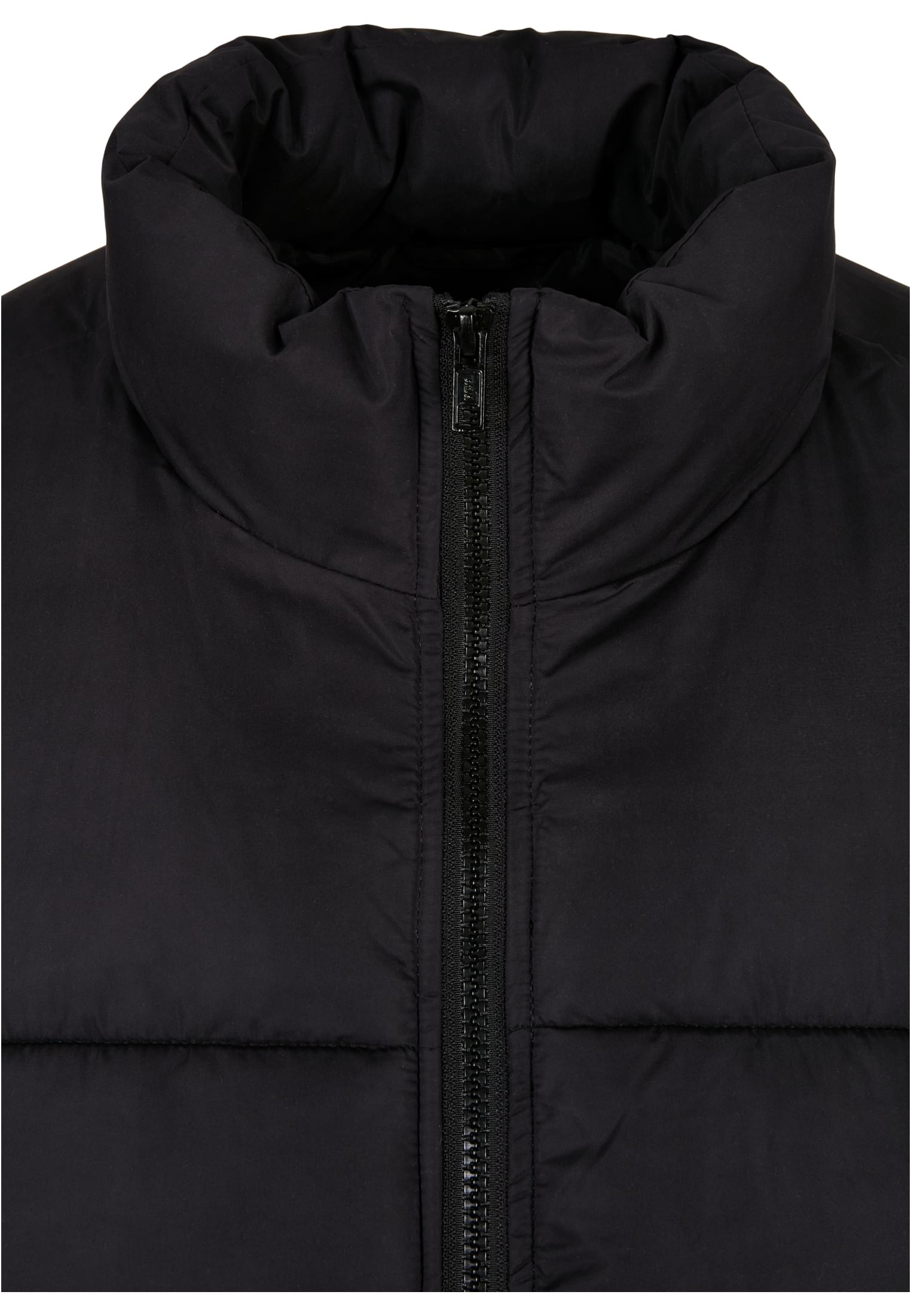 Cropped Down Jacket | black