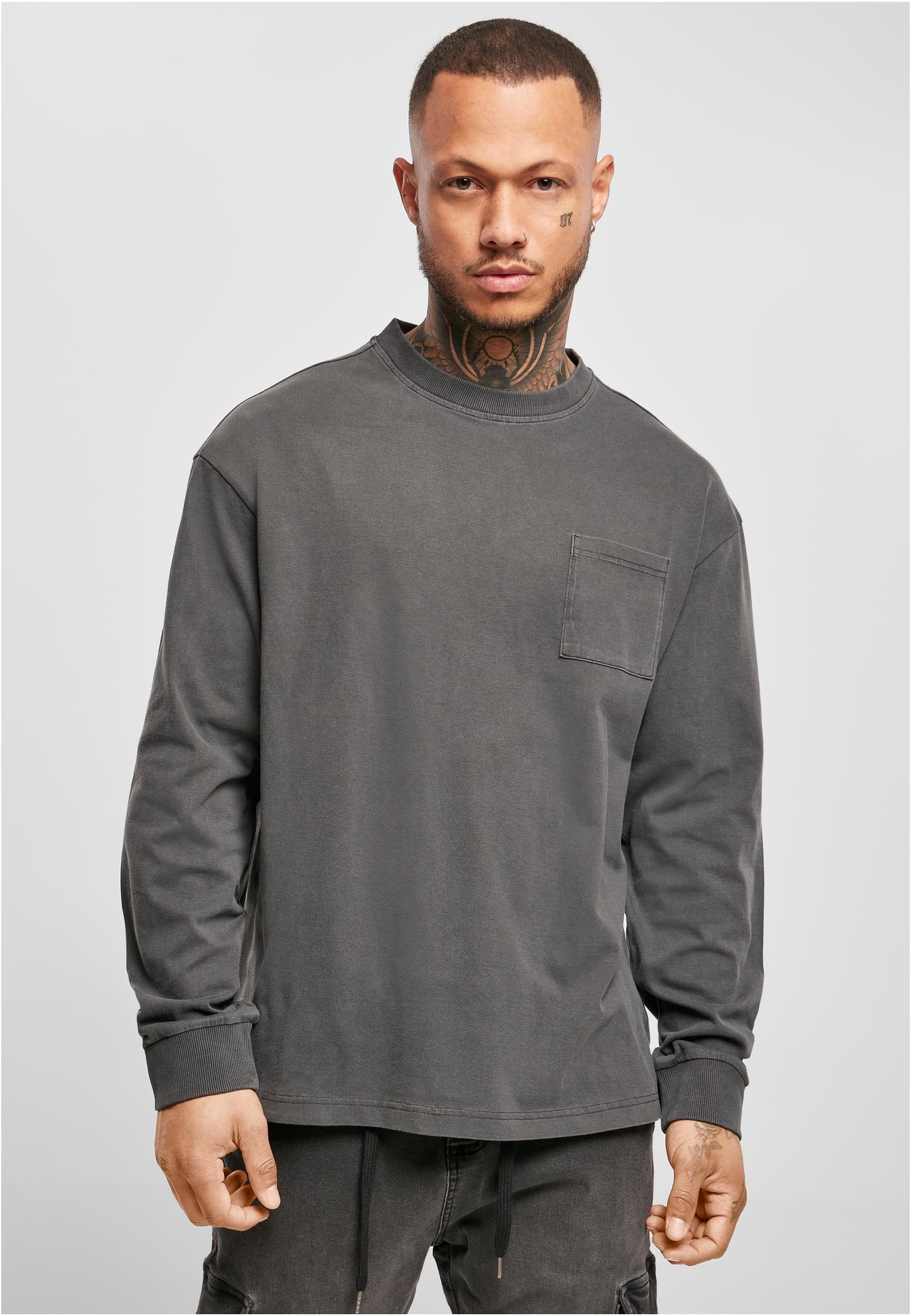 Pigment Dyed Pocket Longsleeve | blackbird