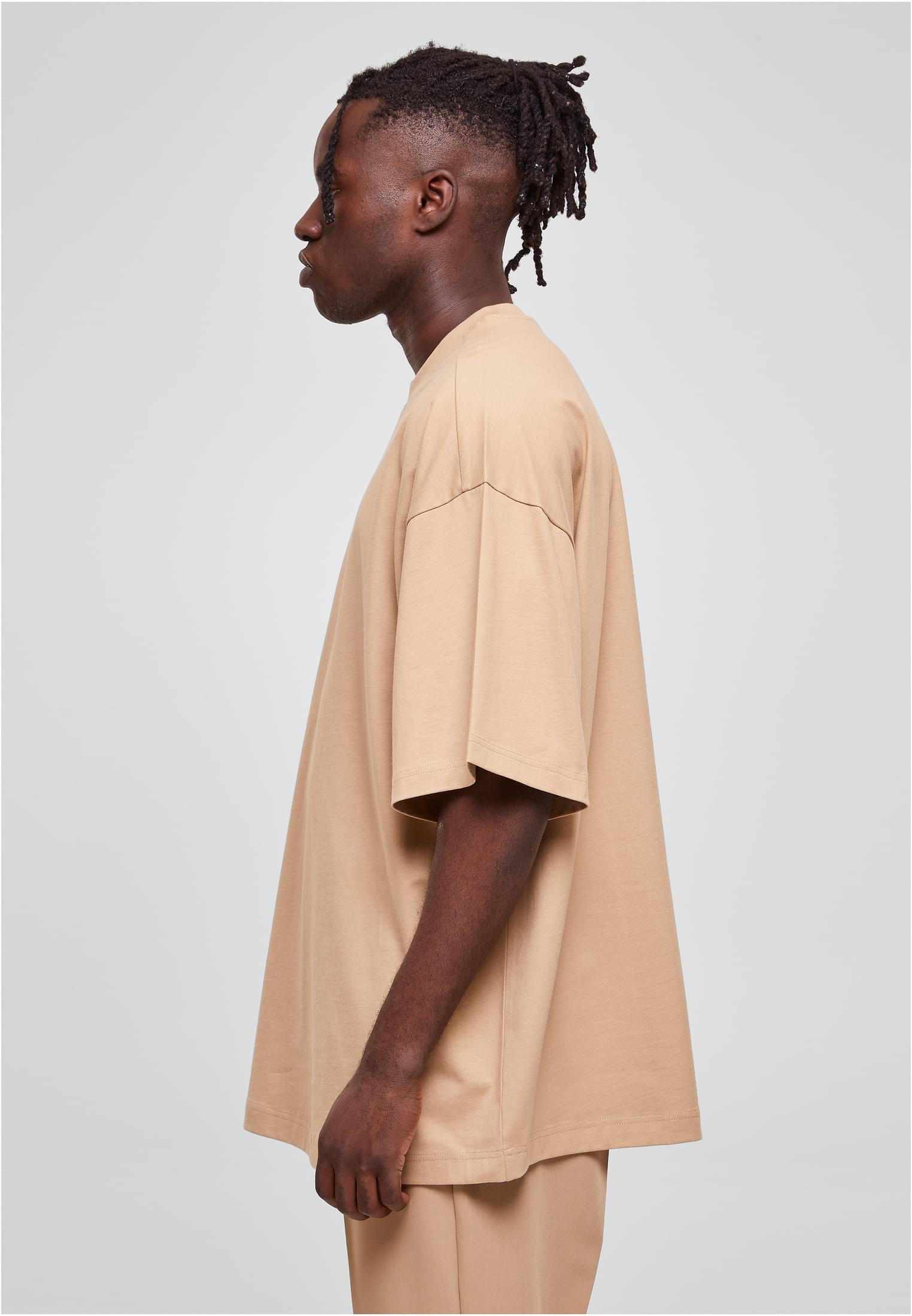 Huge Tee | unionbeige