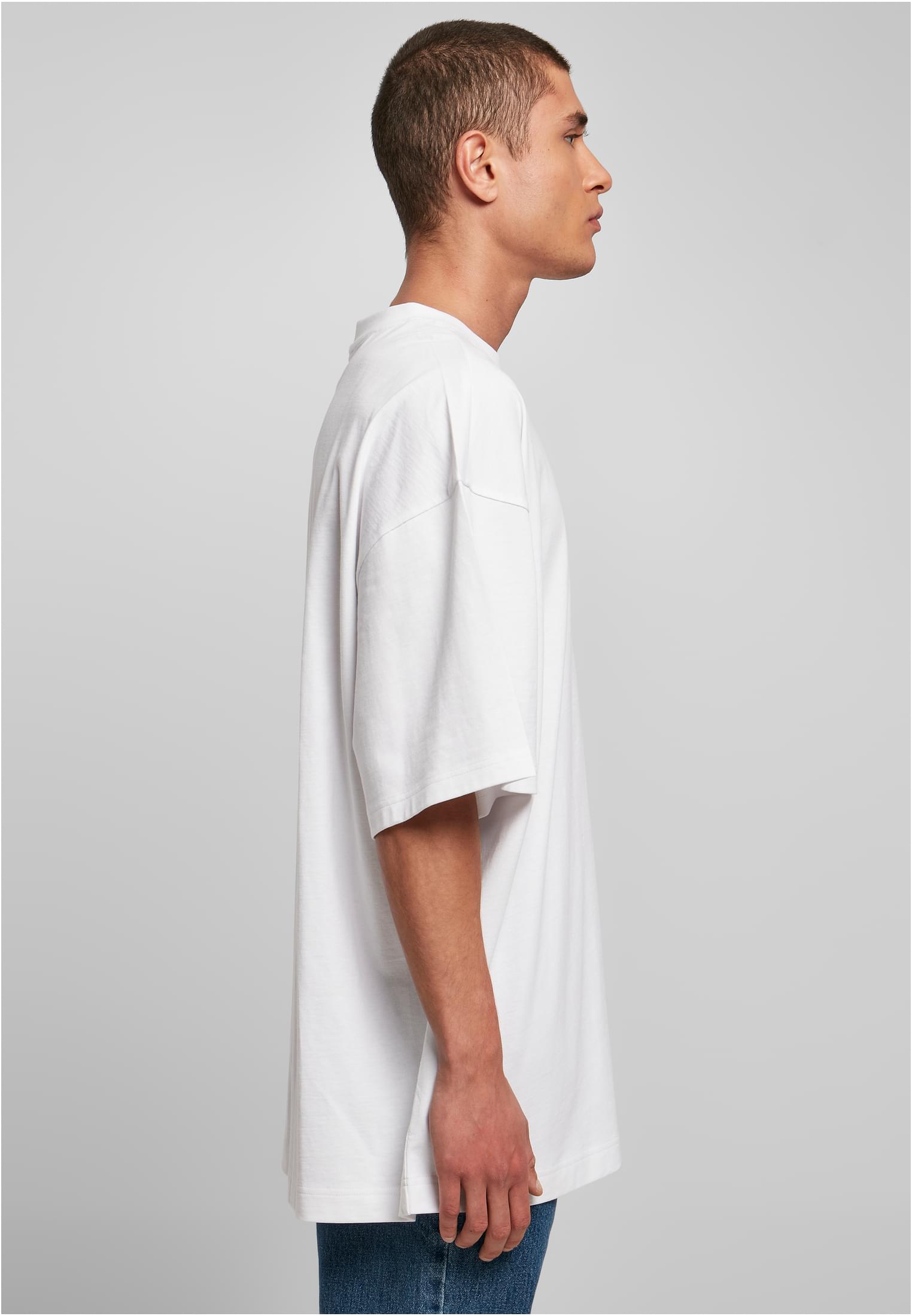 Huge Tee | white