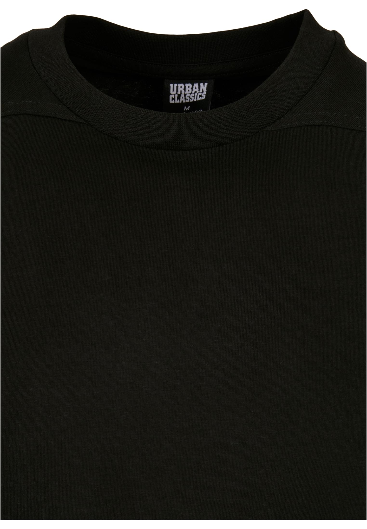 Recycled Curved Shoulder Tee | black