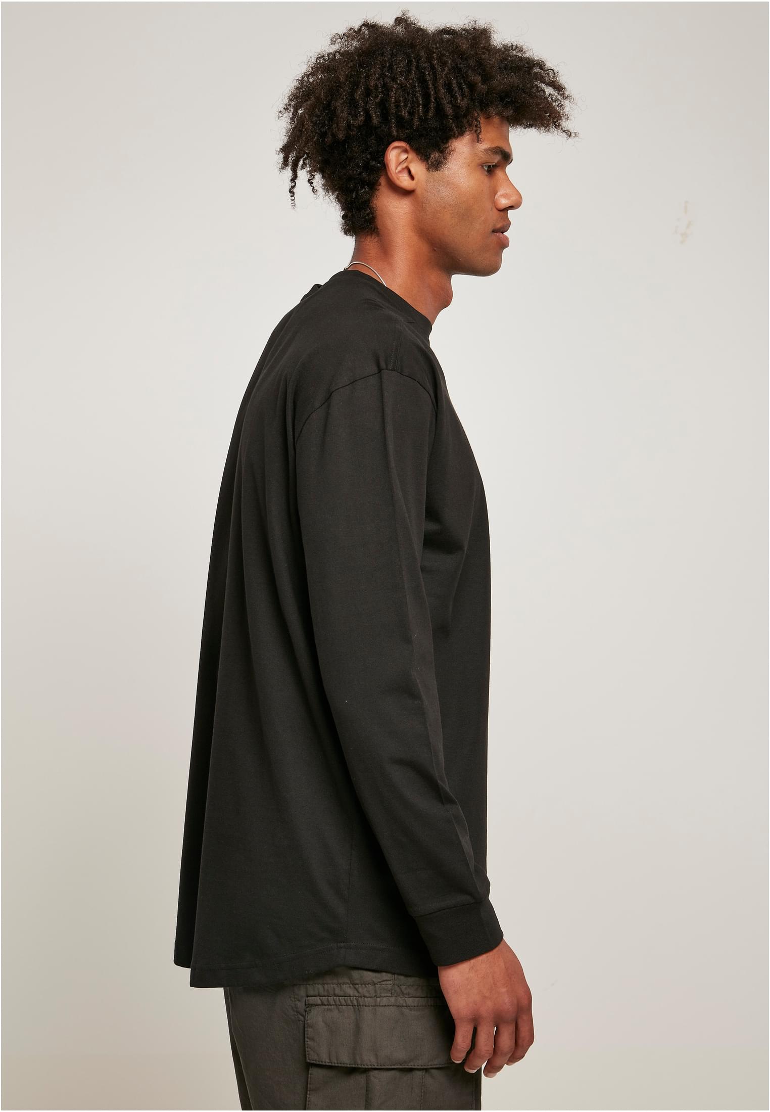 Recycled Curved Shoulder Longsleeve | black