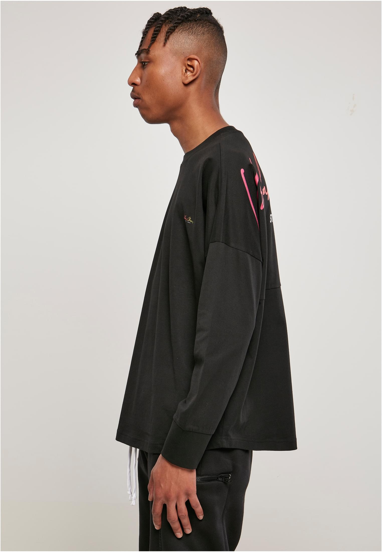 Oversized Cut On Sleeve Script Longsleeve | black