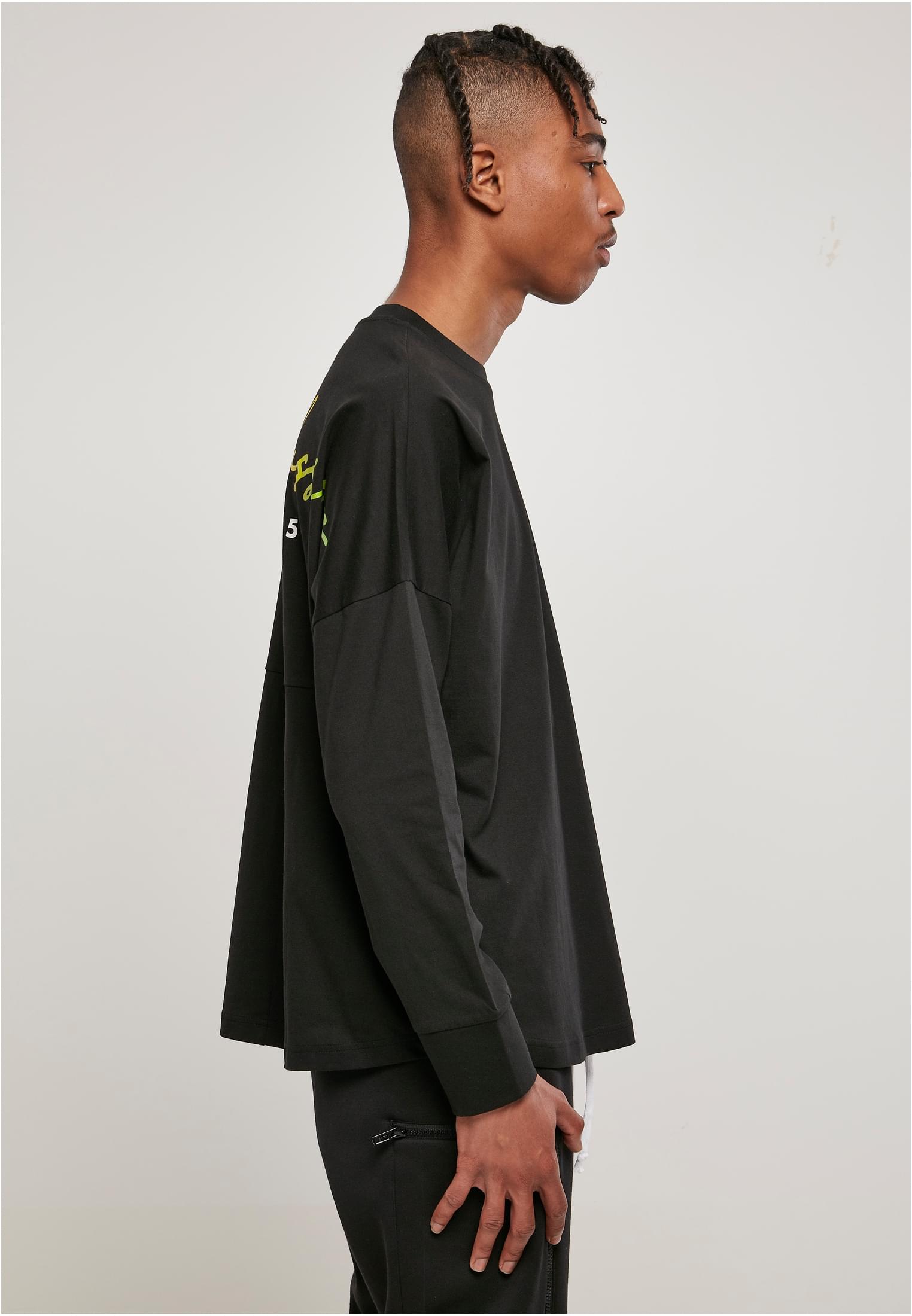 Oversized Cut On Sleeve Script Longsleeve | black