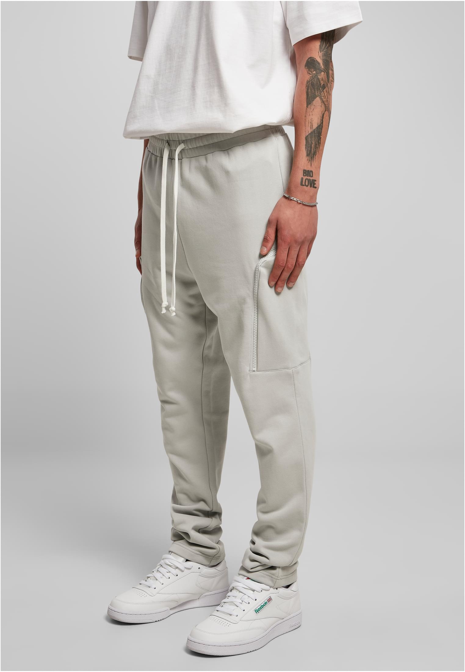 Low Crotch Cargo Sweatpants | lightasphalt