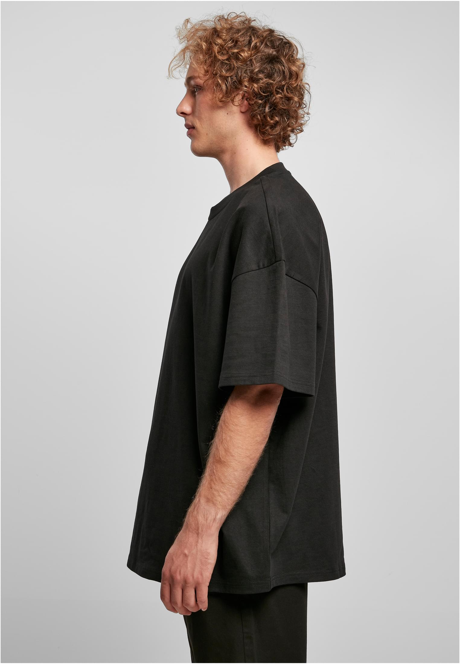 Ultra Heavy Oversized Tee | black