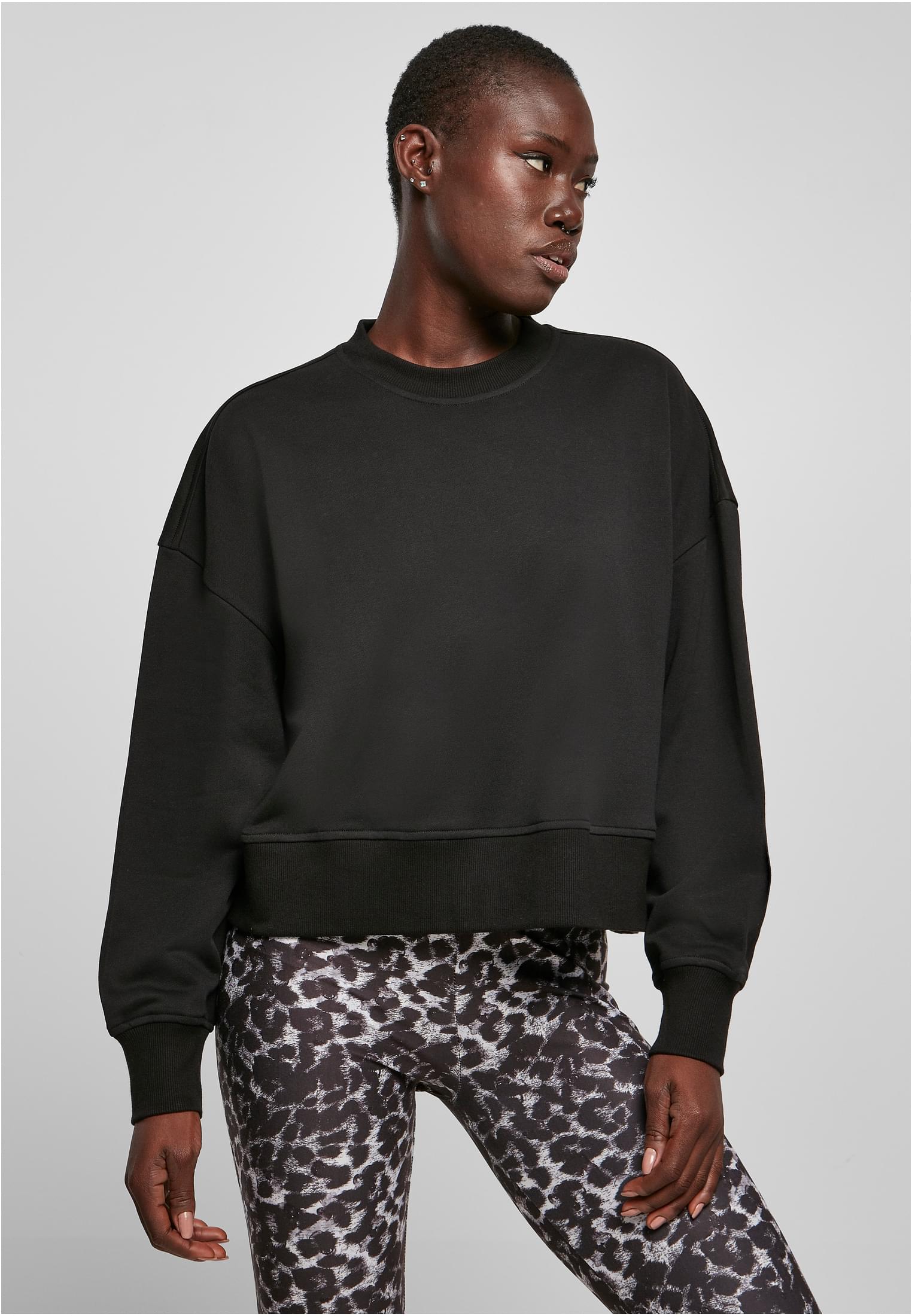 Ladies Oversized Terry Crewneck | black