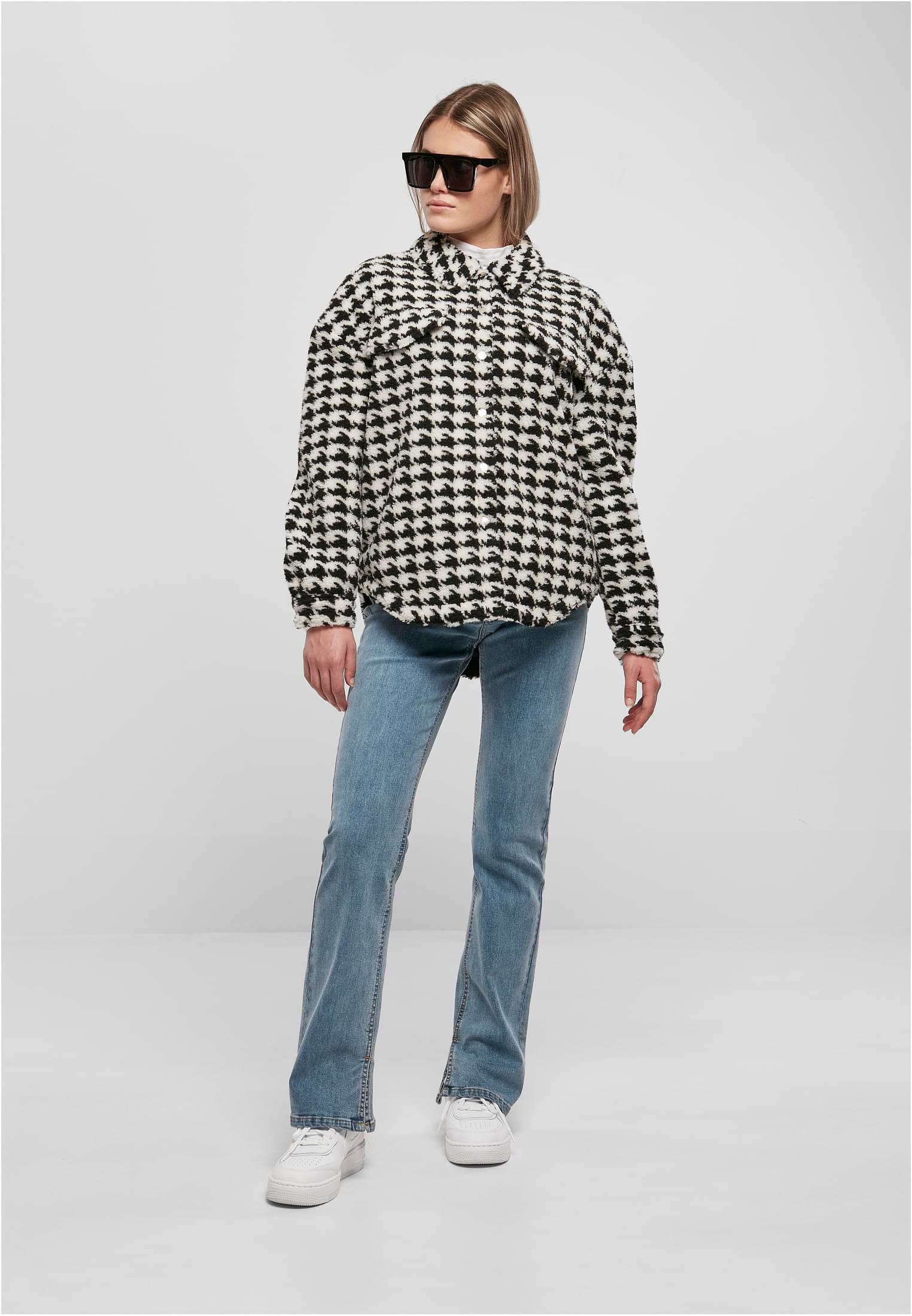 Ladies AOP Sherpa Overshirt | blackhoundstooth