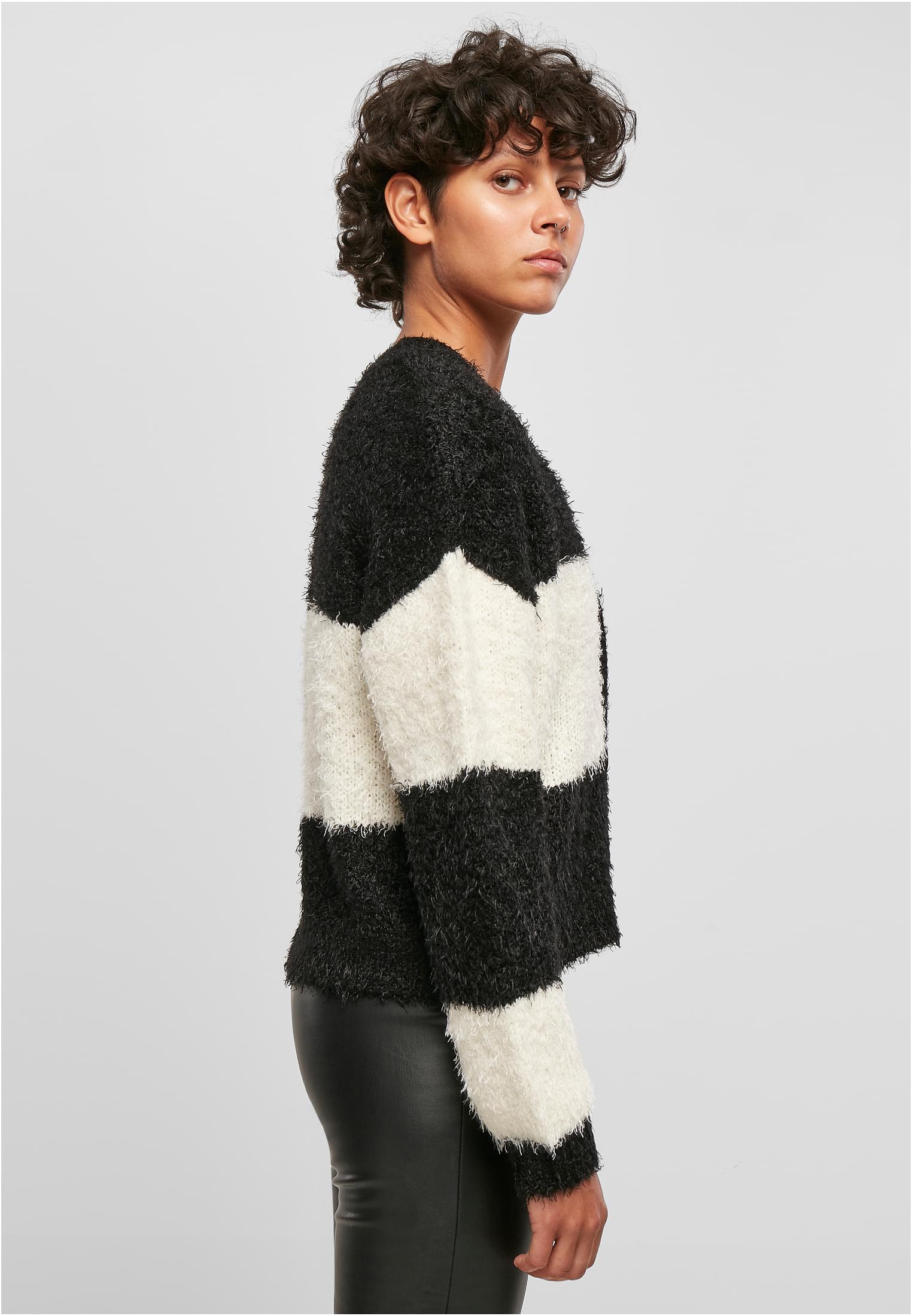 Ladies Short Oversized Feather Cardigan | black/whitesand