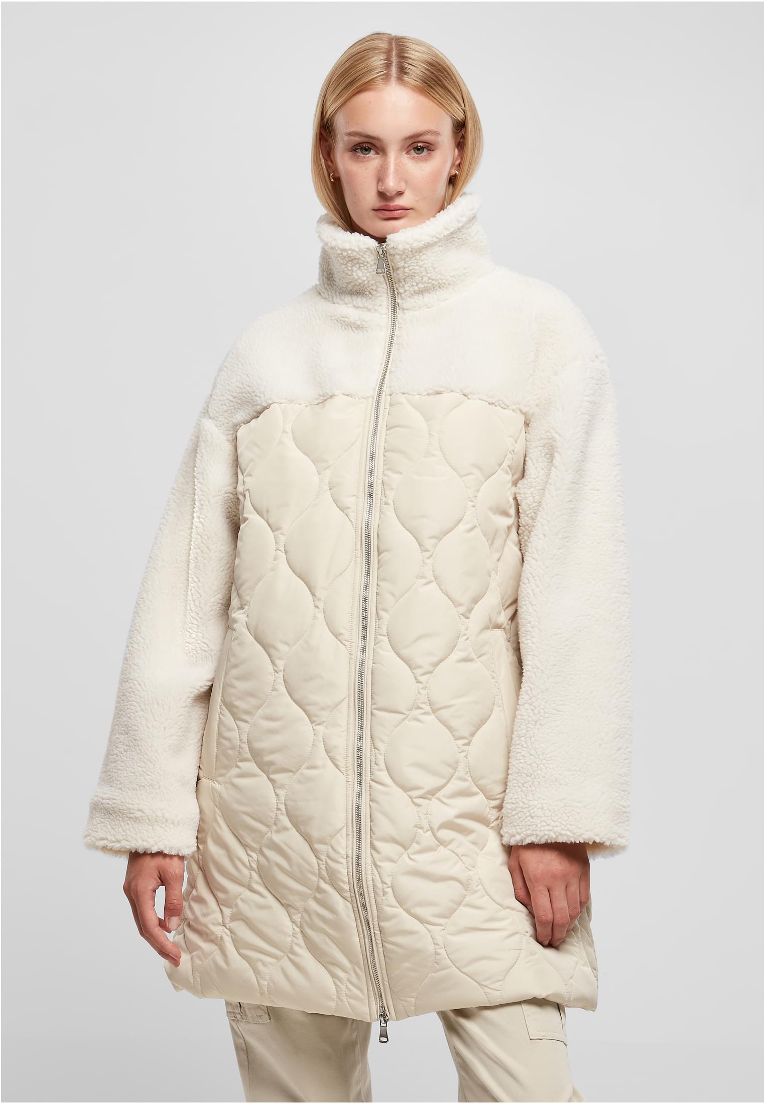 Ladies Oversized Sherpa Quilted Coat | softseagrass/whitesand