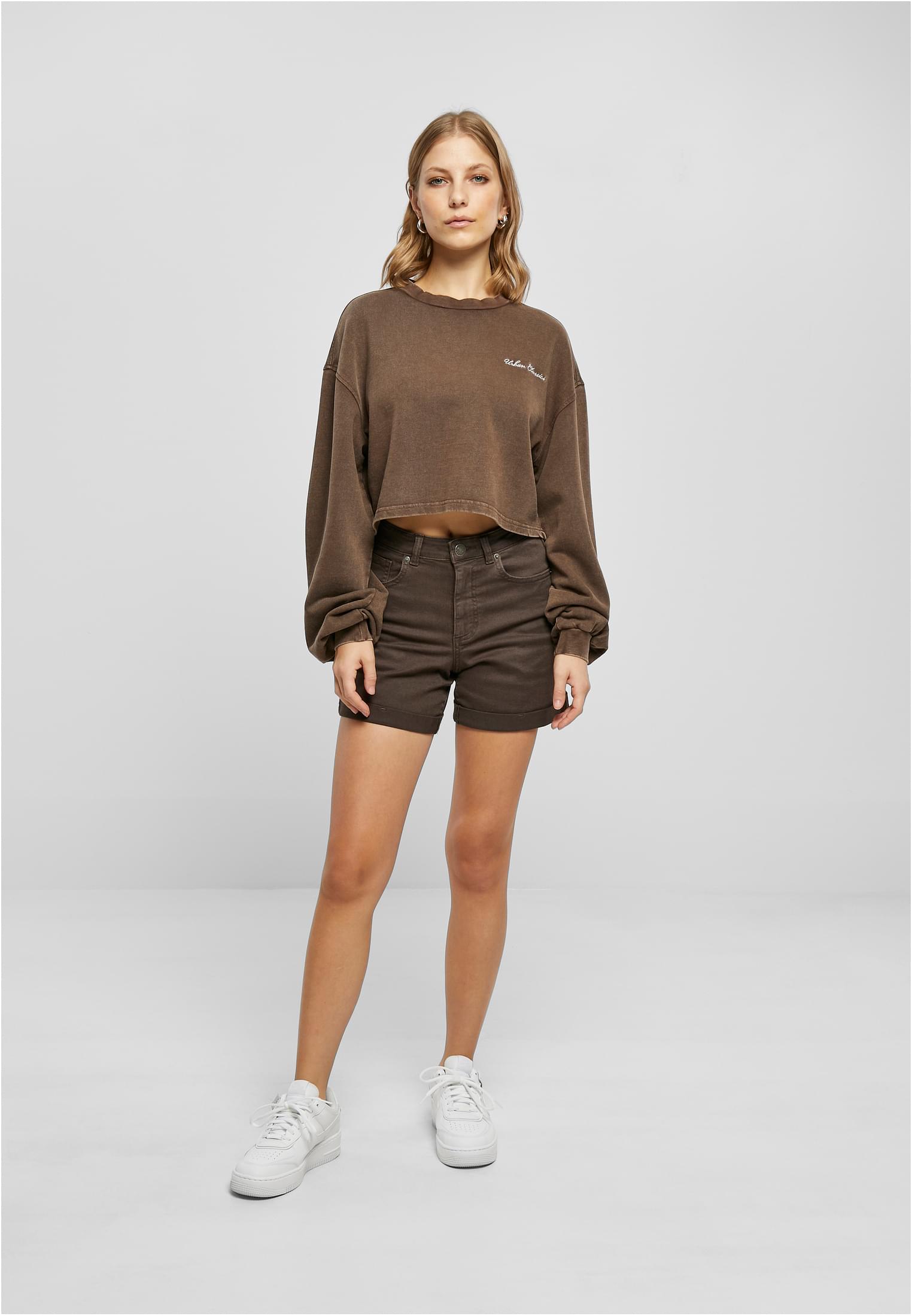 Ladies Cropped Small Embroidery Terry Crewneck | brown