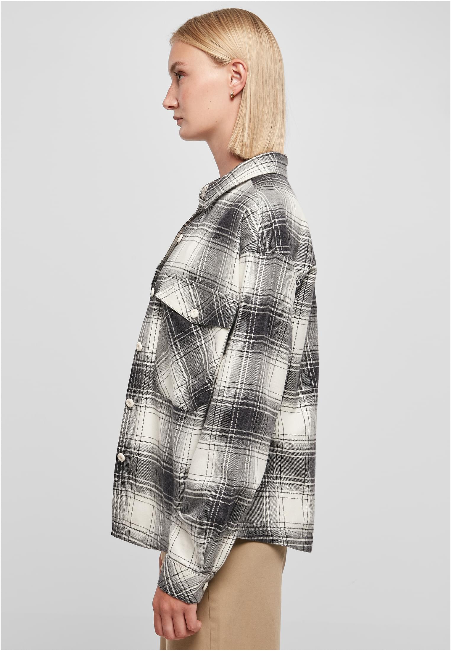 Ladies Oversized Check Shirt | whitesand/black