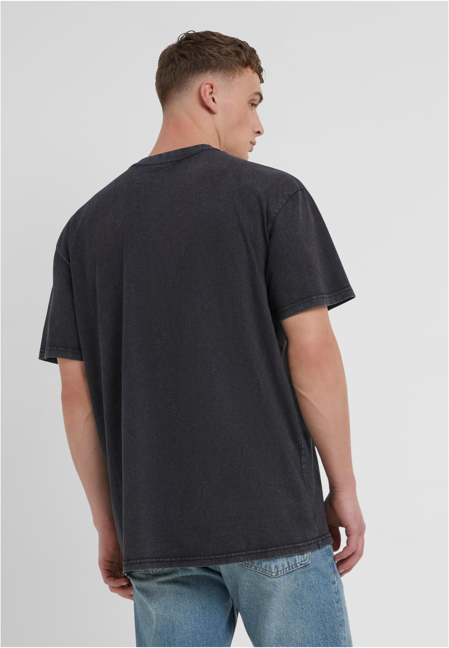 Oversized Small Embroidery Tee | black