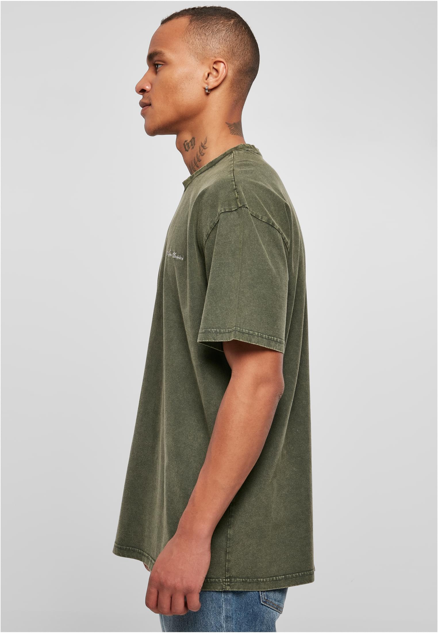 Oversized Small Embroidery Tee | bottlegreen