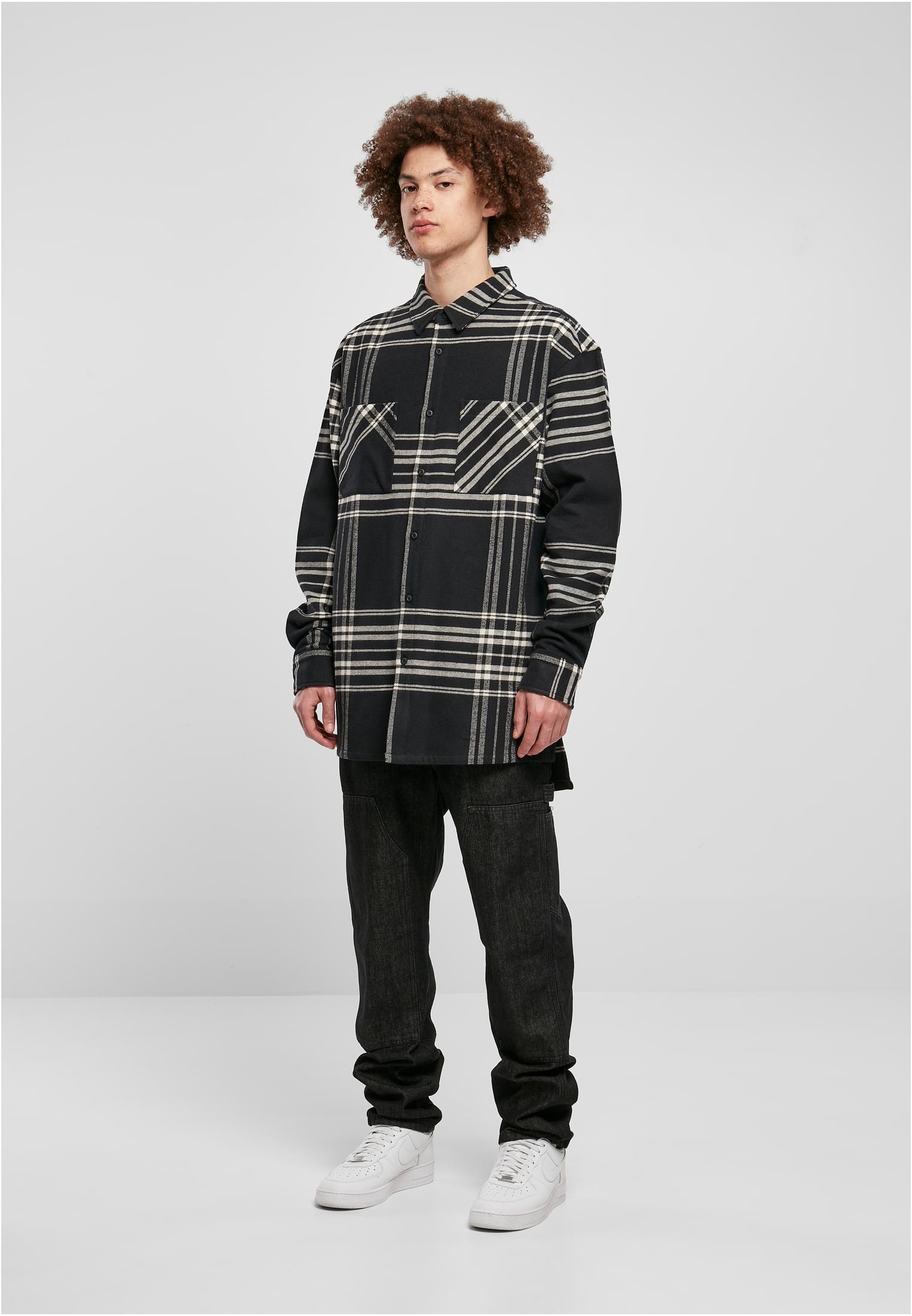 Long Oversized Checked Summit Shirt | black