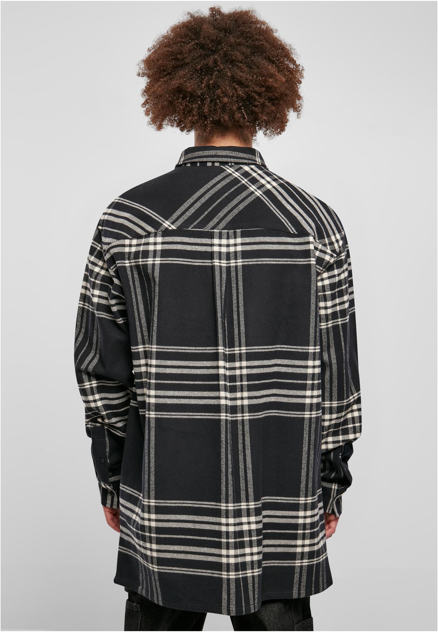 Long Oversized Checked Summit Shirt | black