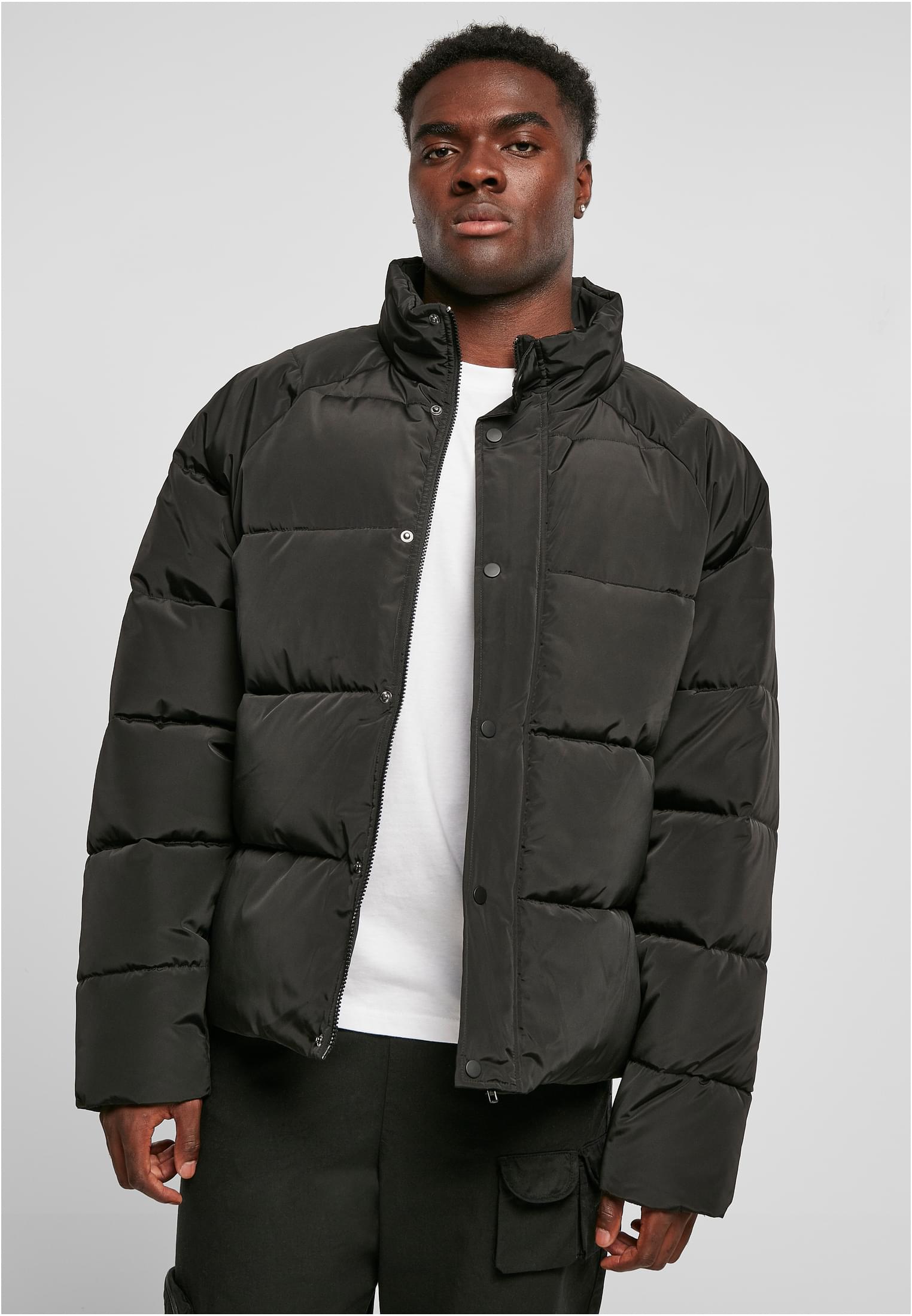 Raglan Puffer Jacket | black