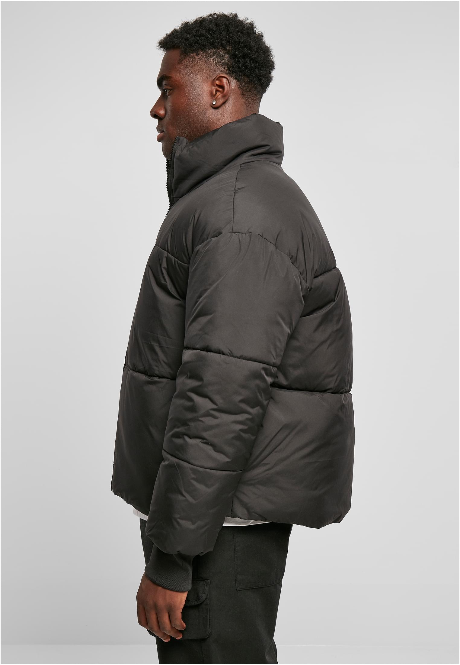 Short Big Puffer Jacket | black