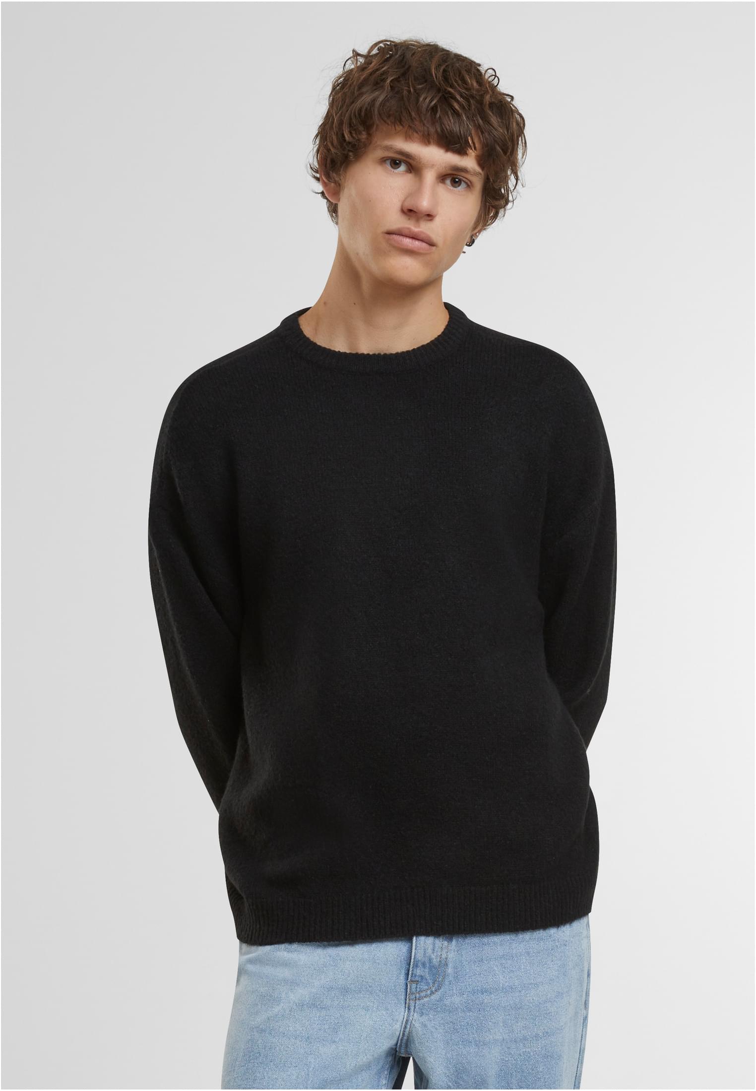 Oversized Chunky Sweater | black