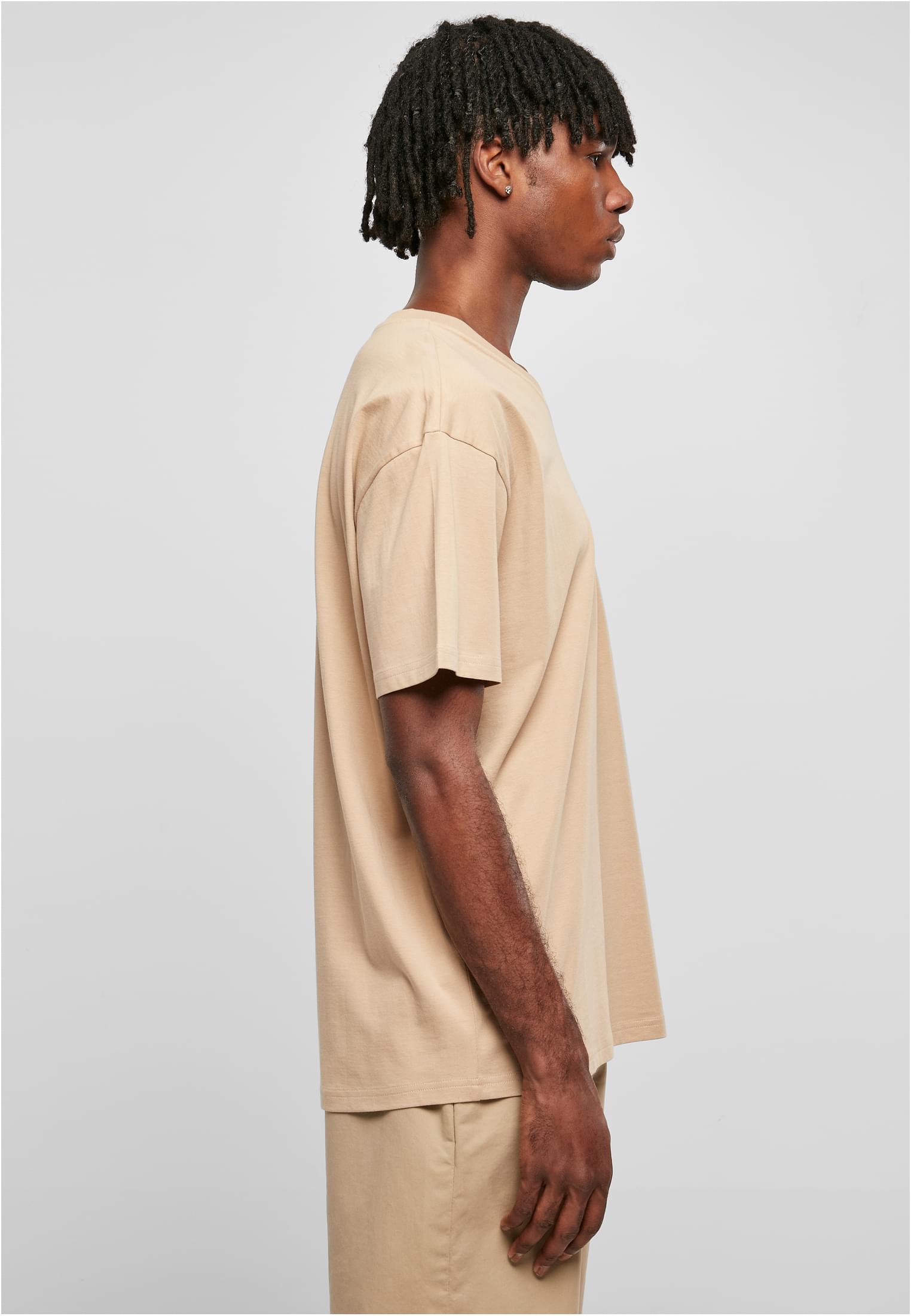 Organic Oversized V-Neck Tee | unionbeige